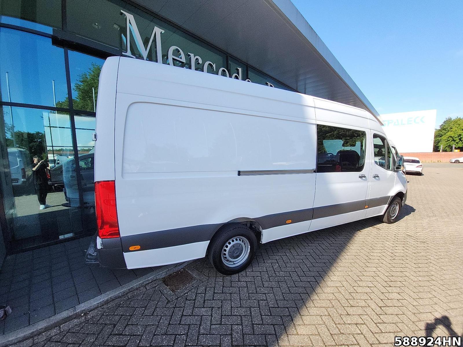 Fahrzeugabbildung Mercedes-Benz Sprinter 315 Maxi Mixto 4 Sitze