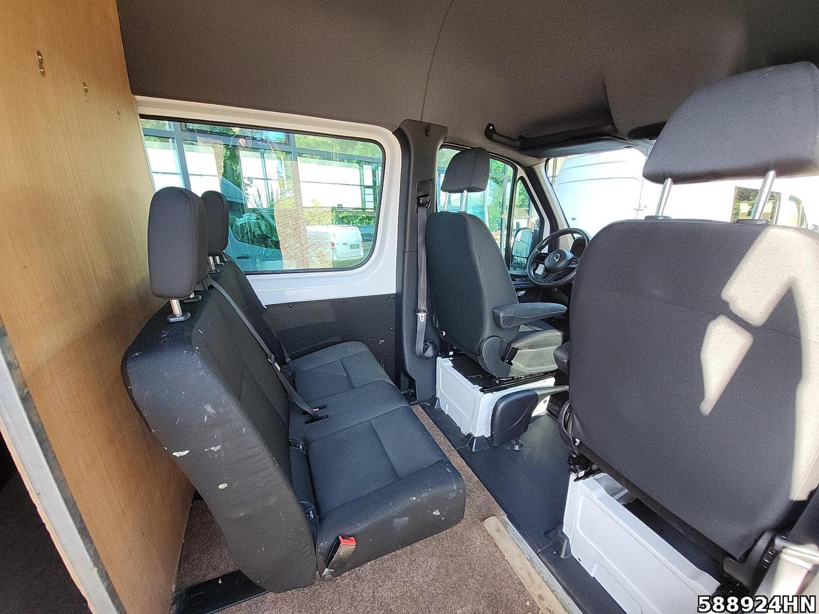 Fahrzeugabbildung Mercedes-Benz Sprinter 315 Maxi Mixto 4 Sitze