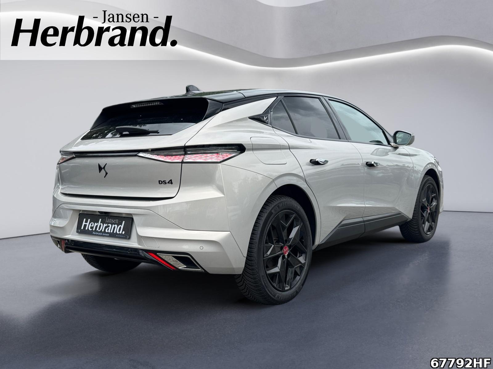 Fahrzeugabbildung DS Automobiles DS4 DS 4 Performance Line