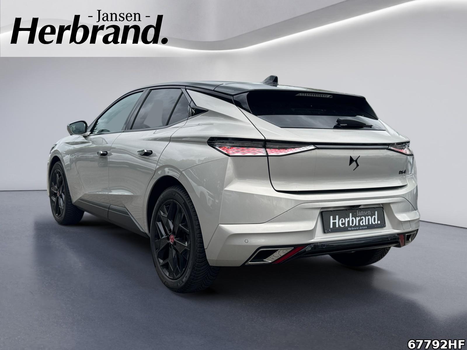 Fahrzeugabbildung DS Automobiles DS4 DS 4 Performance Line