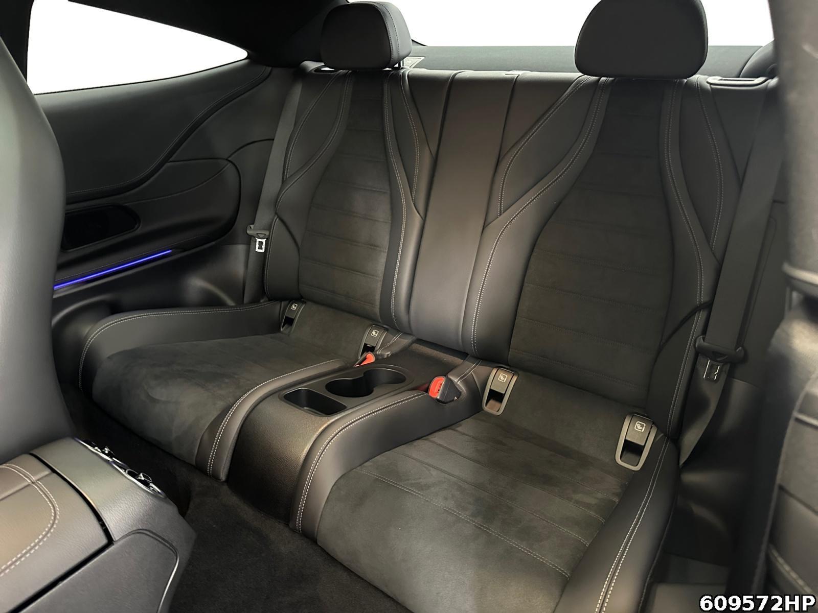 Fahrzeugabbildung Mercedes-Benz CLE 300 e AMG Pano Digital Distronic Memory 19