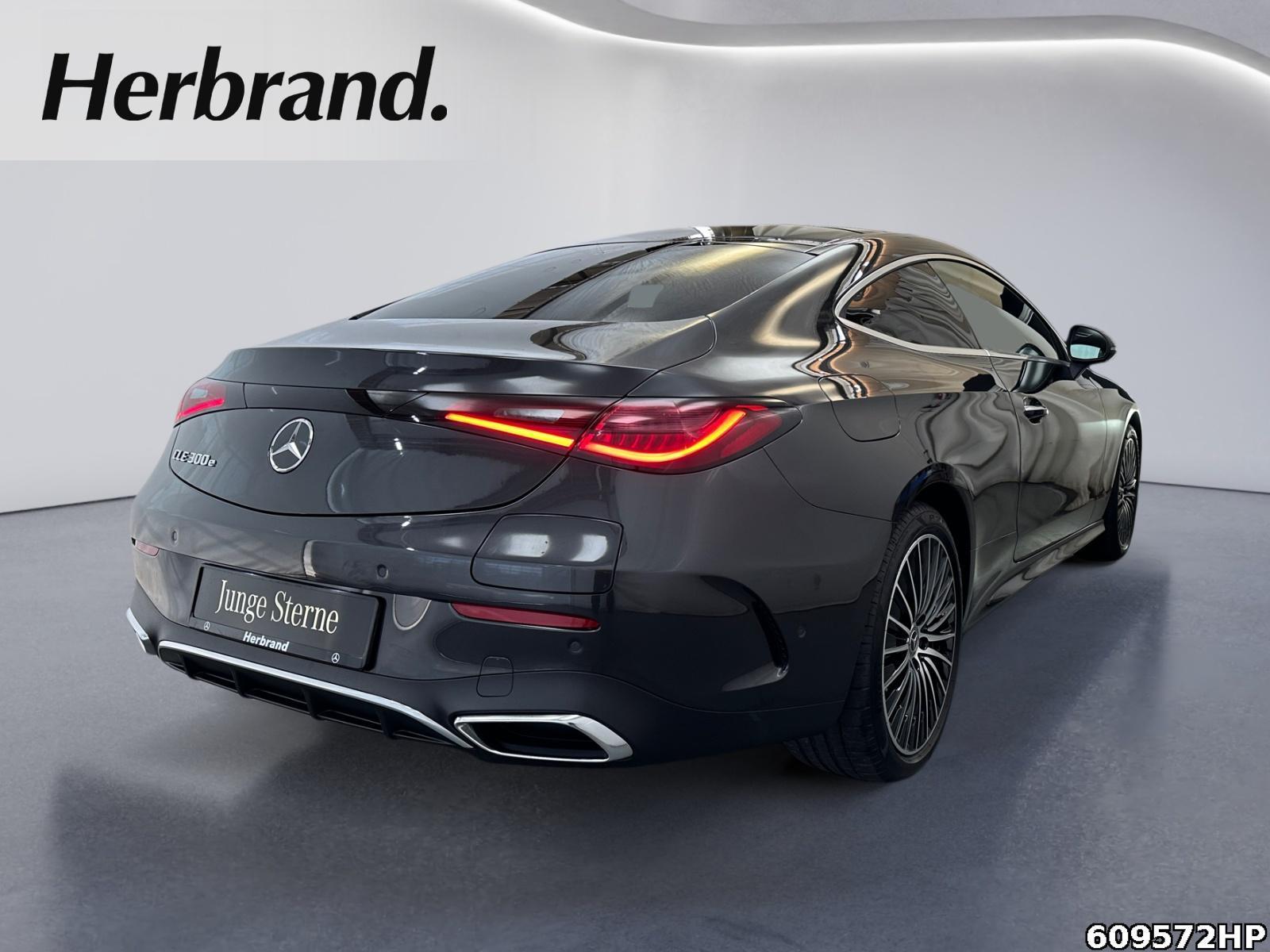 Fahrzeugabbildung Mercedes-Benz CLE 300 e AMG Pano Digital Distronic Memory 19