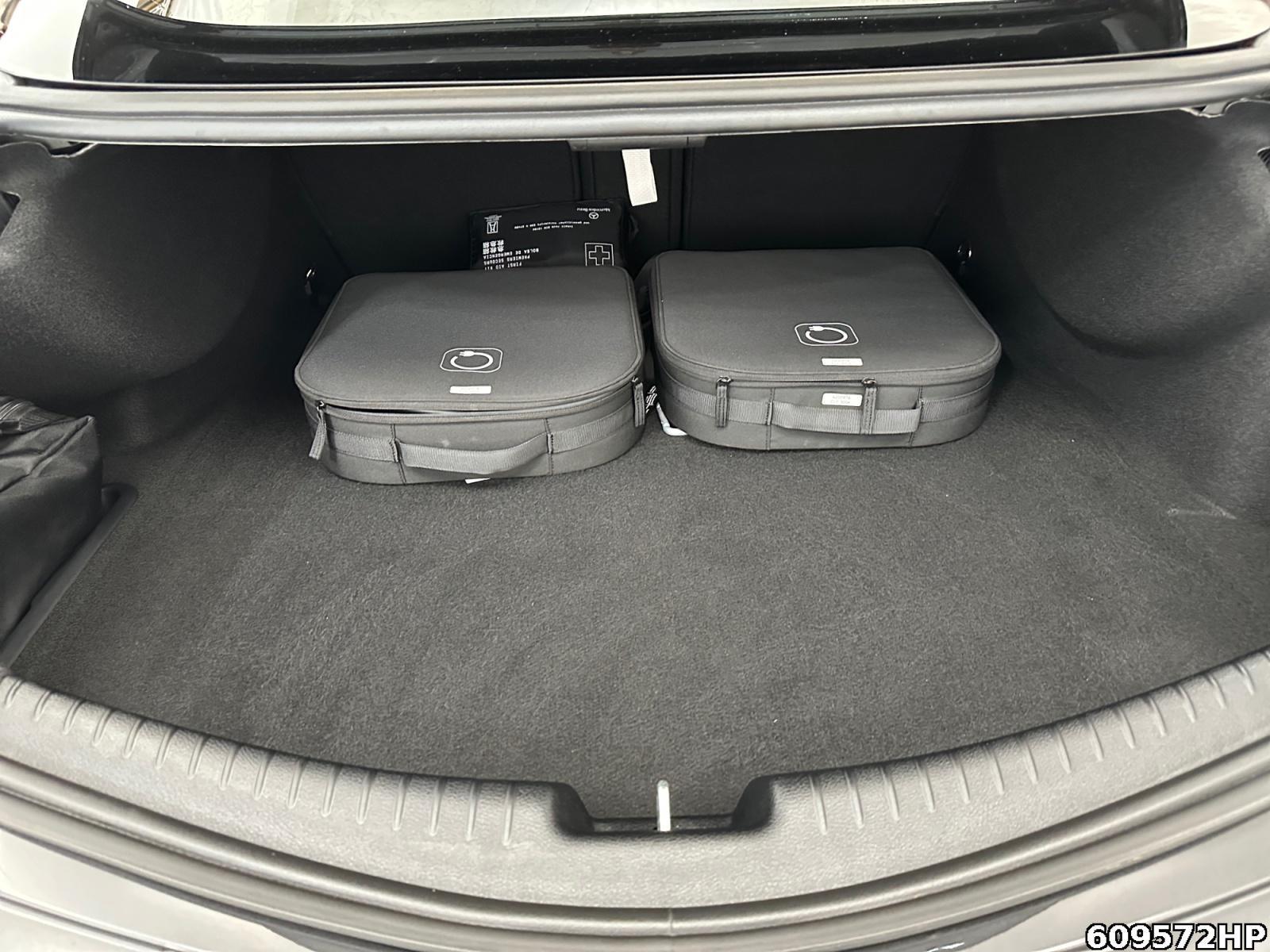 Fahrzeugabbildung Mercedes-Benz CLE 300 e AMG Pano Digital Distronic Memory 19