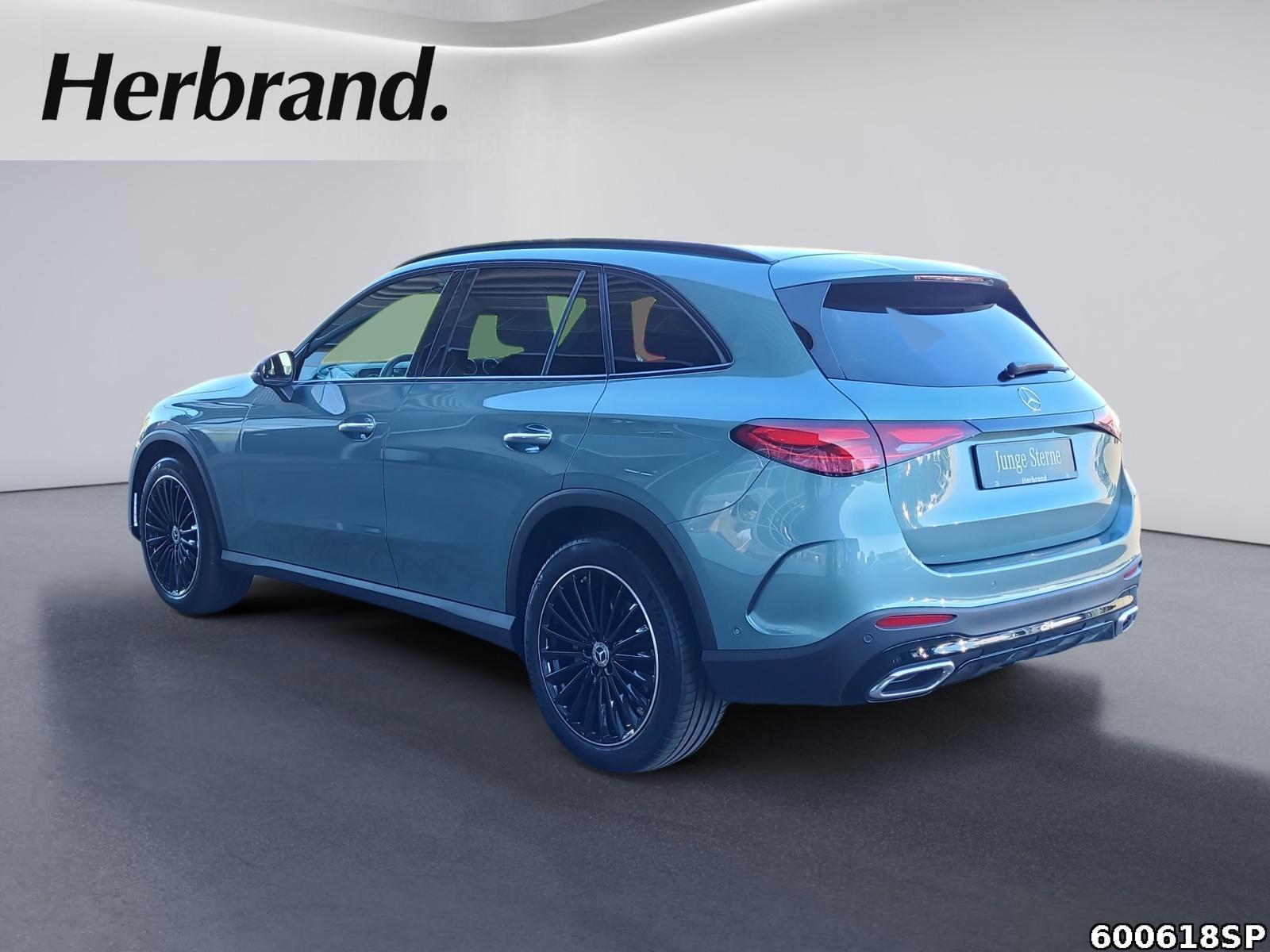 Fahrzeugabbildung Mercedes-Benz GLC 300 4M AMG Pano AHK Night DISTRONIC KEYLESS