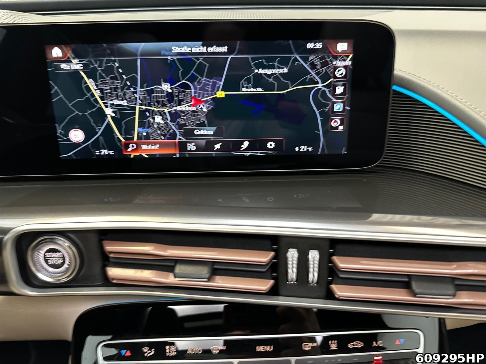 Fahrzeugabbildung Mercedes-Benz EQC 4M AHK Schiebedach Sound Multibeam HUD