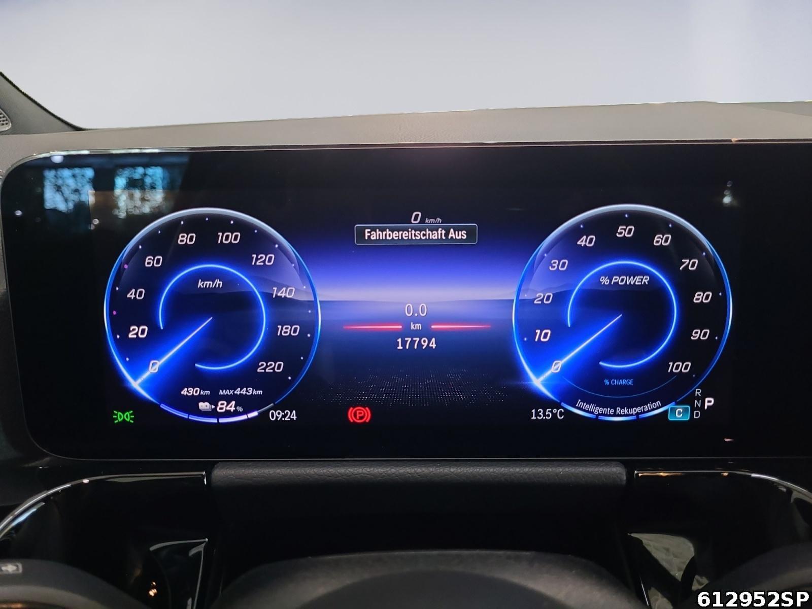 Fahrzeugabbildung Mercedes-Benz EQA AMG AHK DISTRONIC KAMERA LED TOTWI.