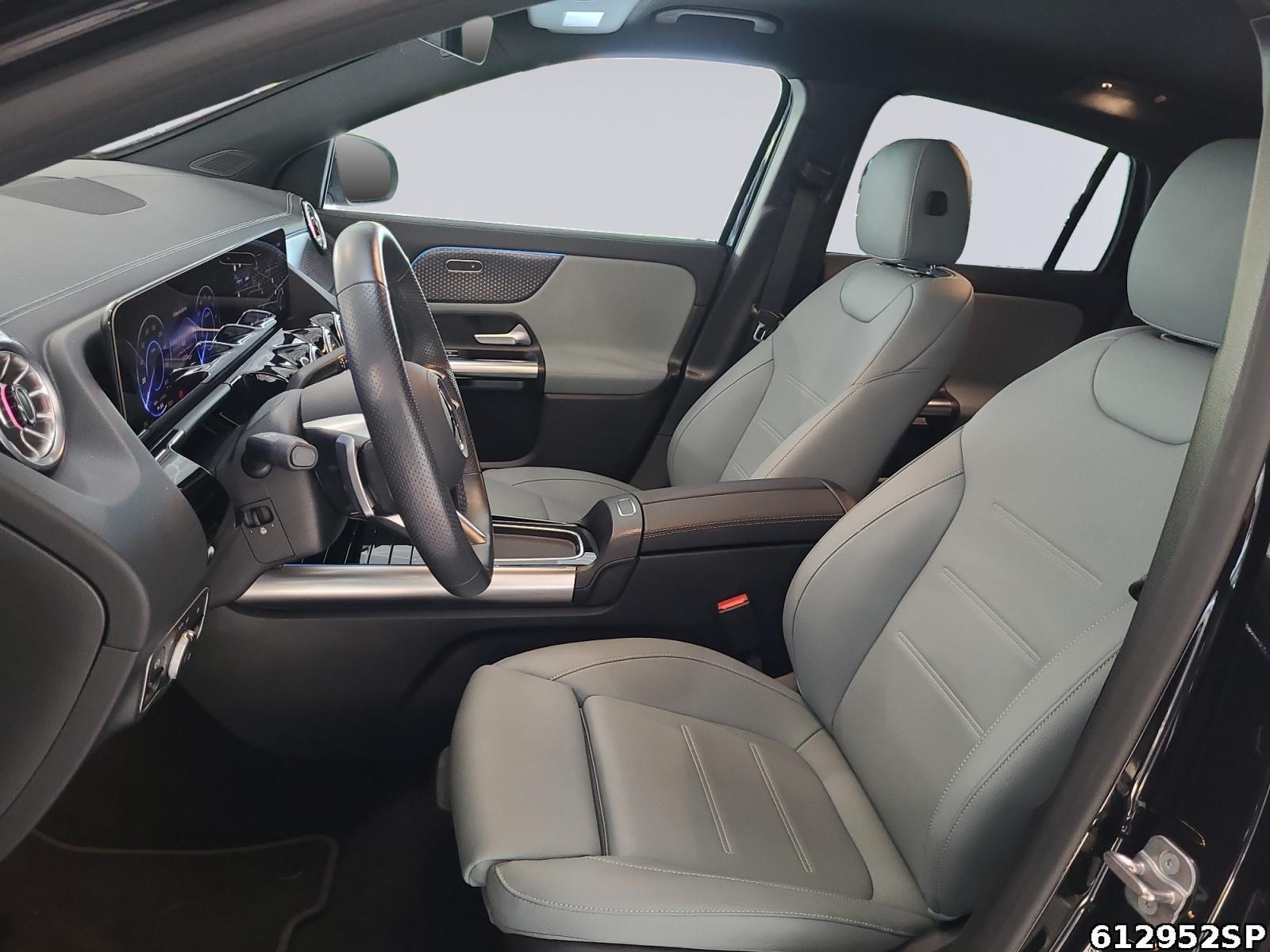 Fahrzeugabbildung Mercedes-Benz EQA AMG AHK DISTRONIC KAMERA LED TOTWI.