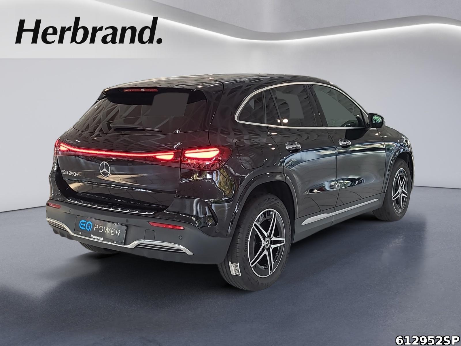 Fahrzeugabbildung Mercedes-Benz EQA AMG AHK DISTRONIC KAMERA LED TOTWI.