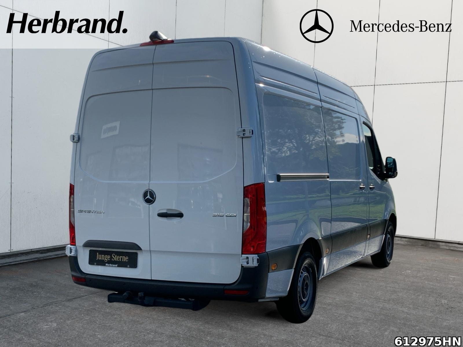 Fahrzeugabbildung Mercedes-Benz Sprinter 315 PRO L2H2 *SCHIEBETÜR LI+RE*AHK 3,5*