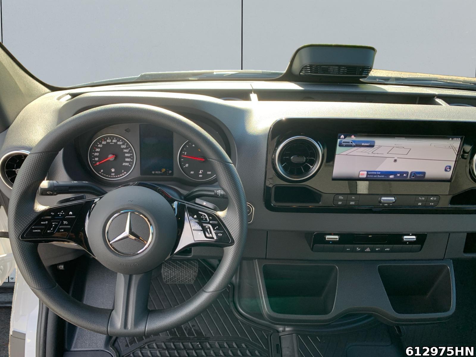 Fahrzeugabbildung Mercedes-Benz Sprinter 315 PRO L2H2 *SCHIEBETÜR LI+RE*AHK 3,5*