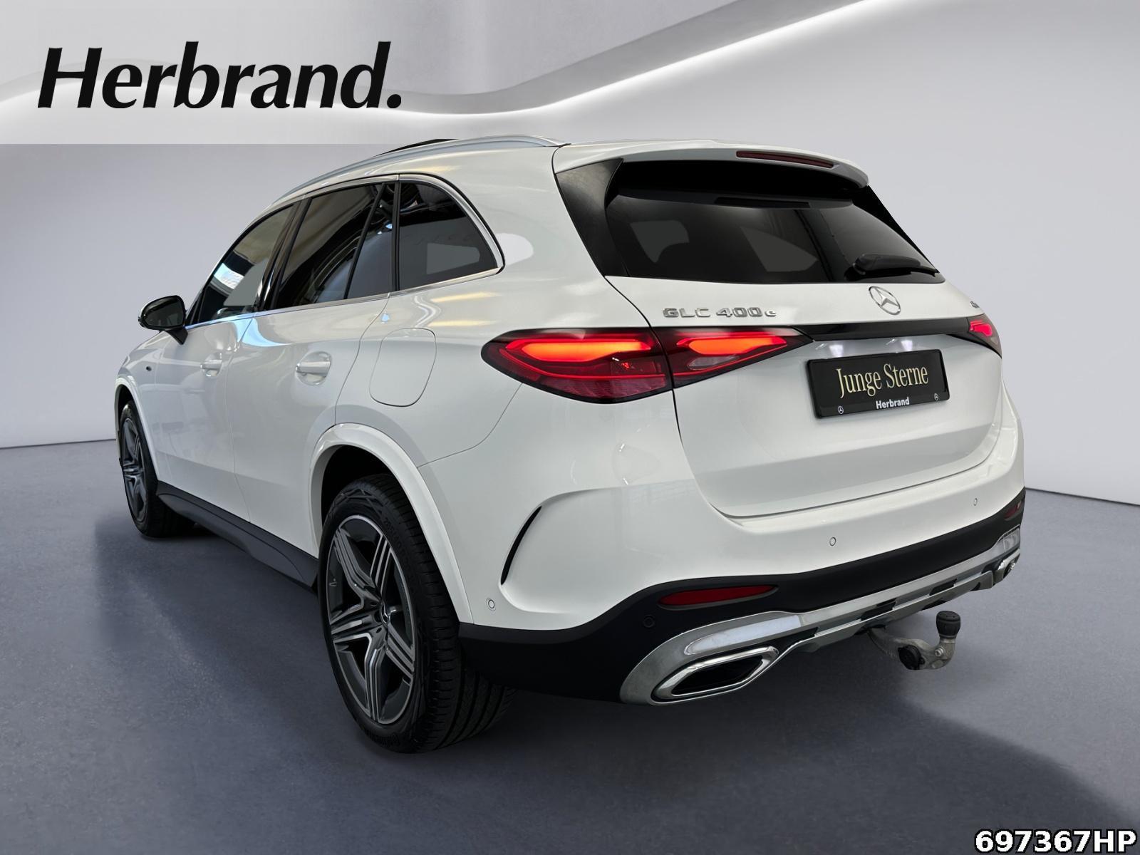Fahrzeugabbildung Mercedes-Benz GLC 400 e 4M AMG Digital Distronic AHK 360° Pano