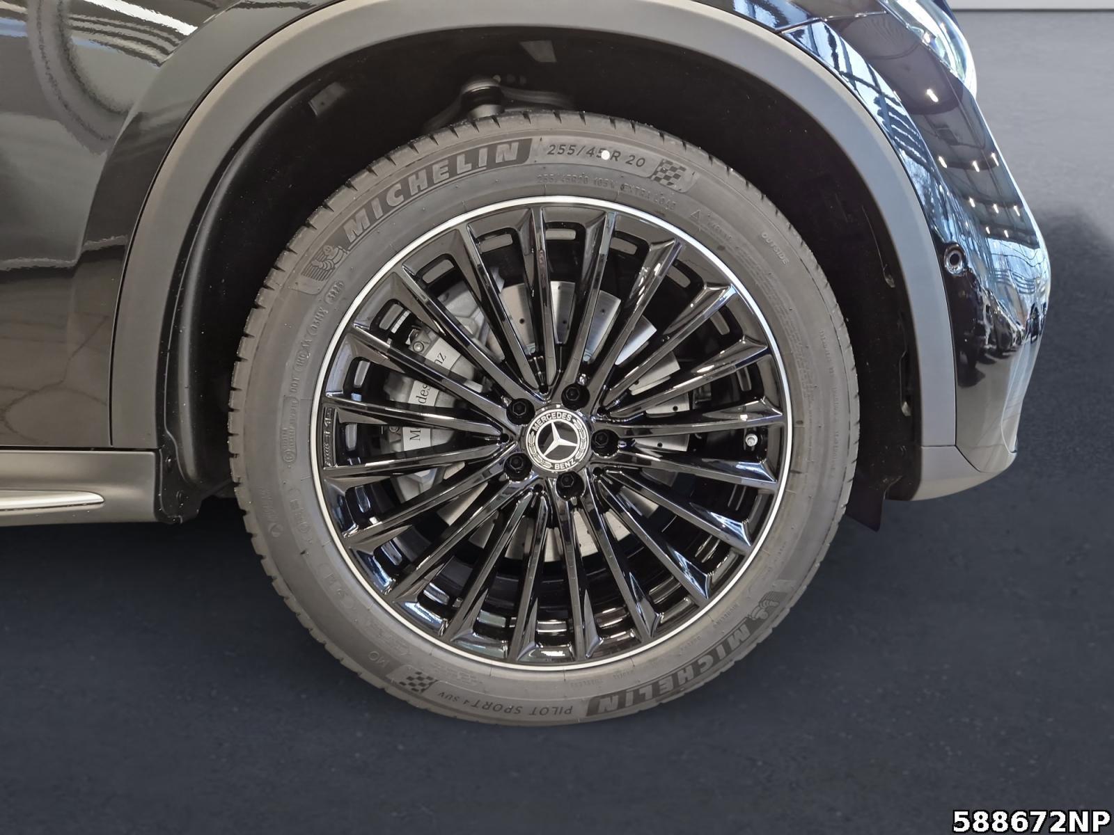 Fahrzeugabbildung Mercedes-Benz GLC 220 d 4MATIC +AMG+DIGITAL+BURMESTER+360+AHK+