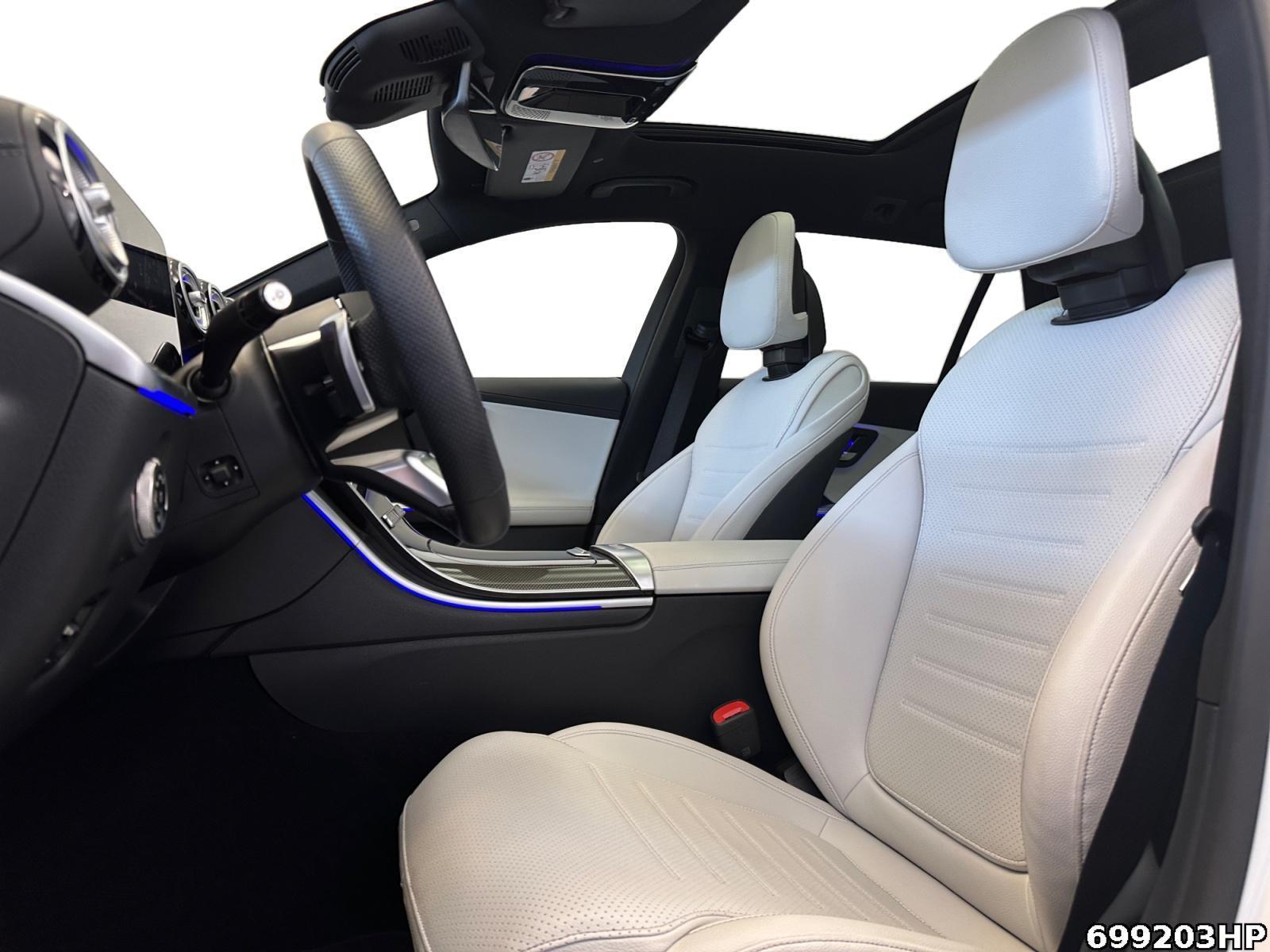 Fahrzeugabbildung Mercedes-Benz C 180 T AMG Night LED Pano Burmester AHK 360°