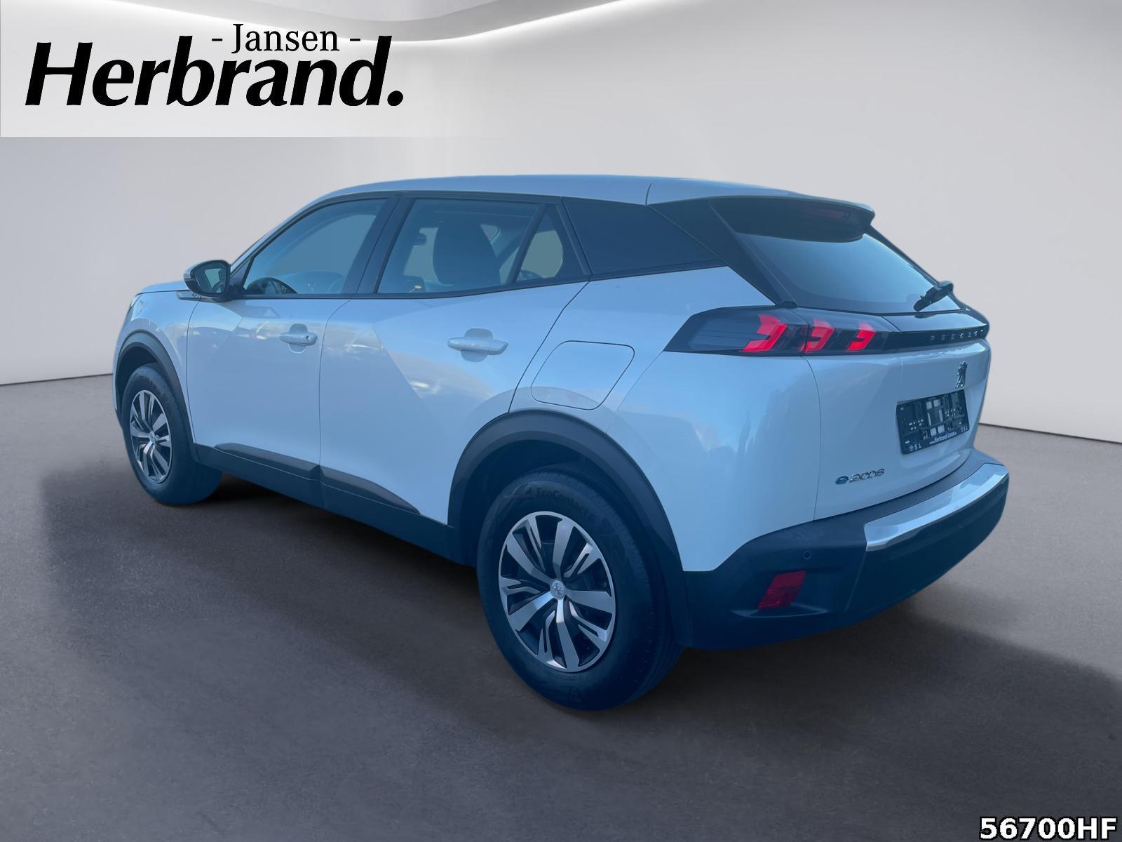 Fahrzeugabbildung Peugeot 2008 Active*SITZHZG*PDC HI+CAM*CARPLAY*