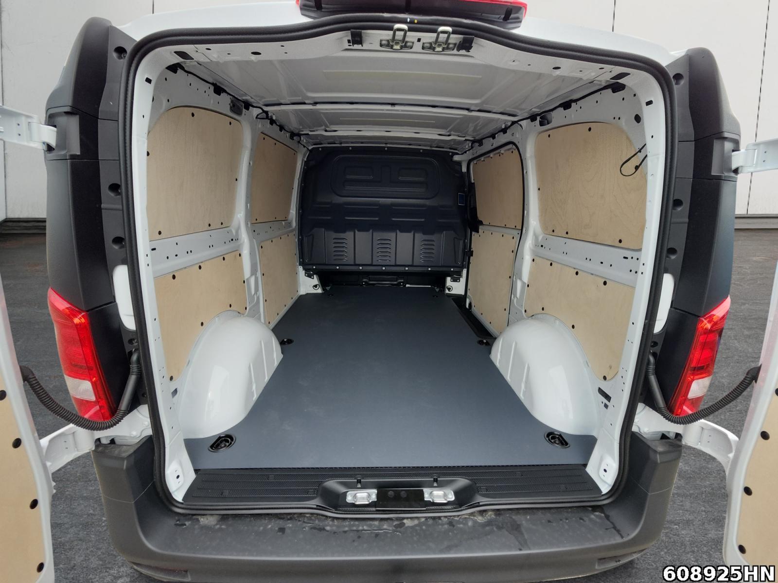 Fahrzeugabbildung Mercedes-Benz Vito 114 Vito lang*