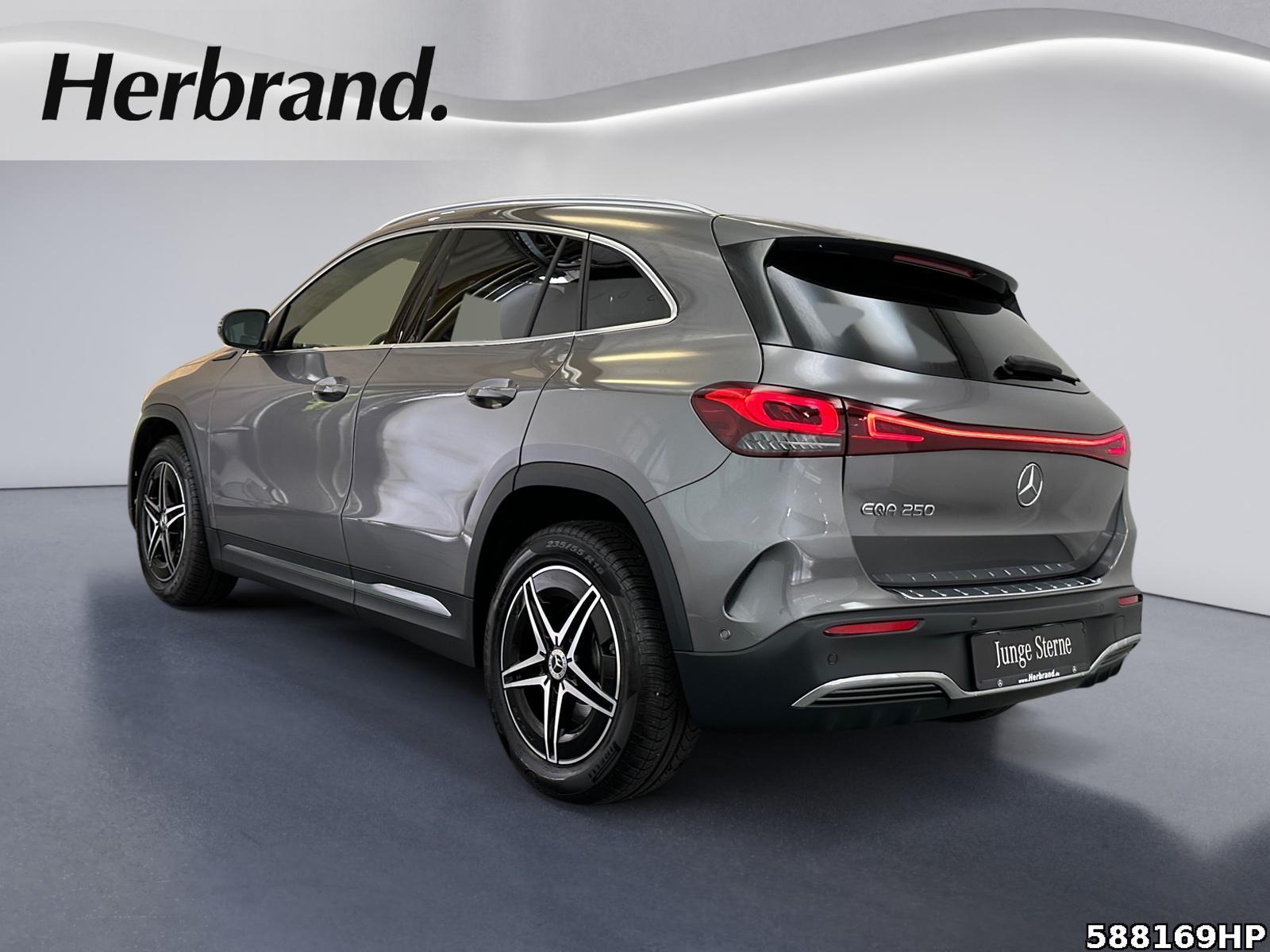 Fahrzeugabbildung Mercedes-Benz EQA AMG *Distronic Kamera Ambiente el. Heckk