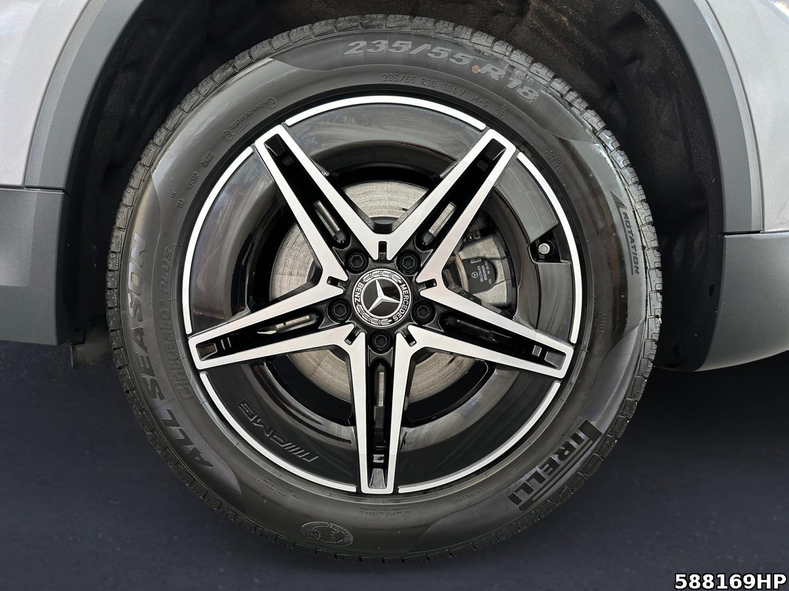 Fahrzeugabbildung Mercedes-Benz EQA AMG *Distronic Kamera Ambiente el. Heckk