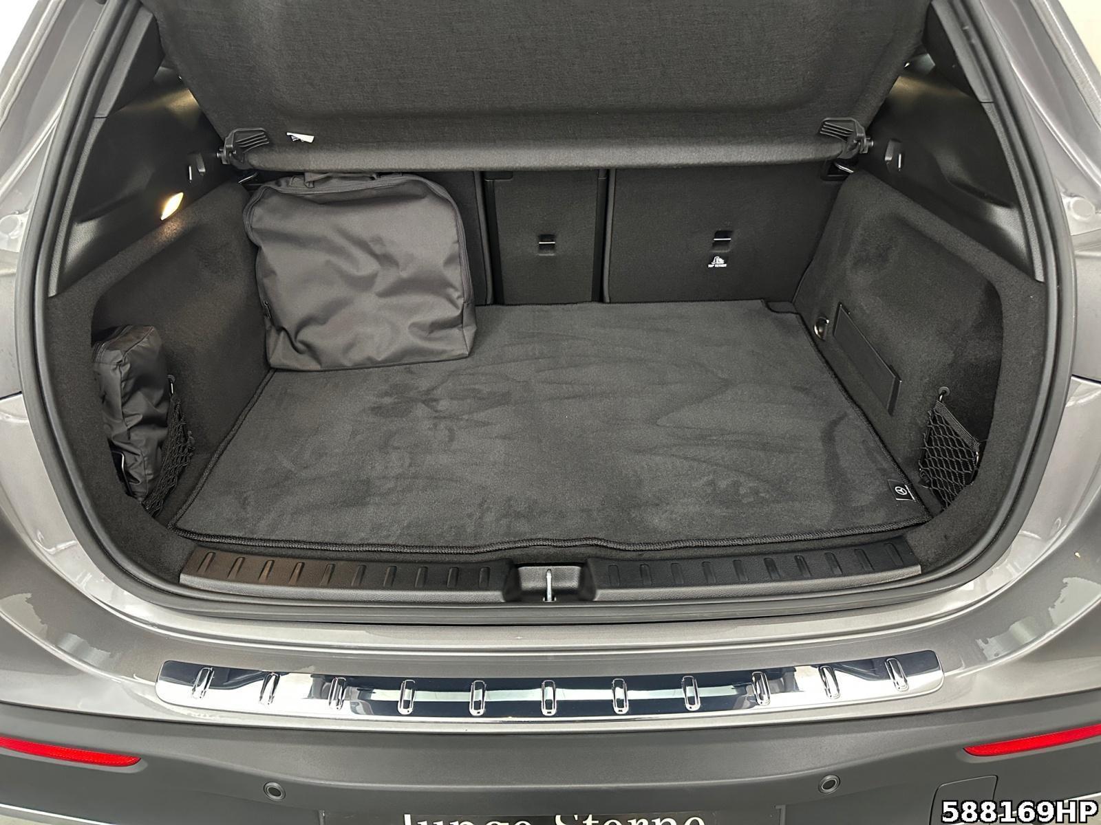 Fahrzeugabbildung Mercedes-Benz EQA AMG *Distronic Kamera Ambiente el. Heckk