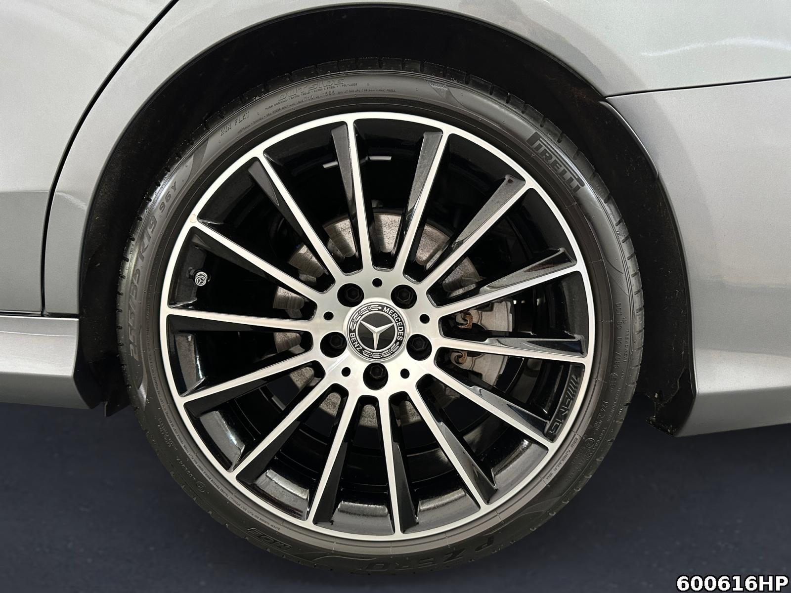 Fahrzeugabbildung Mercedes-Benz C 220 AMG
