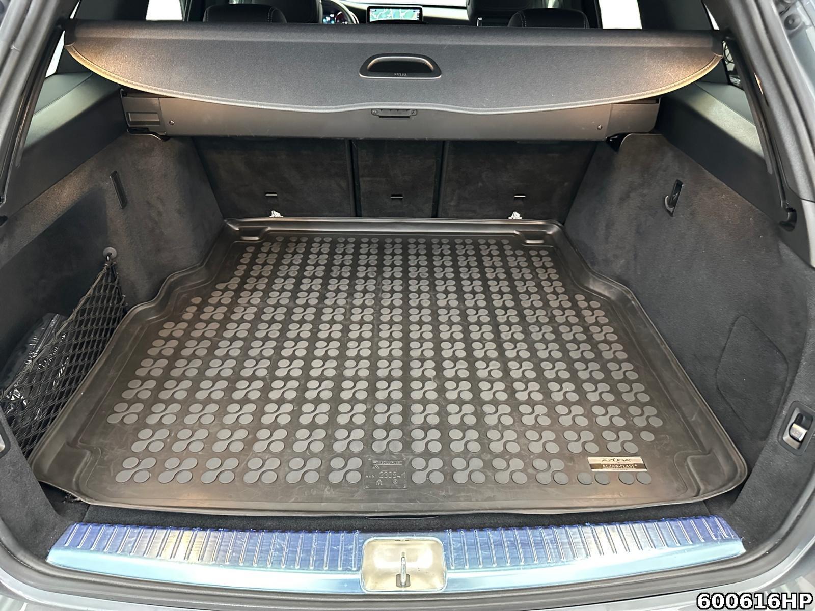 Fahrzeugabbildung Mercedes-Benz C 220 AMG