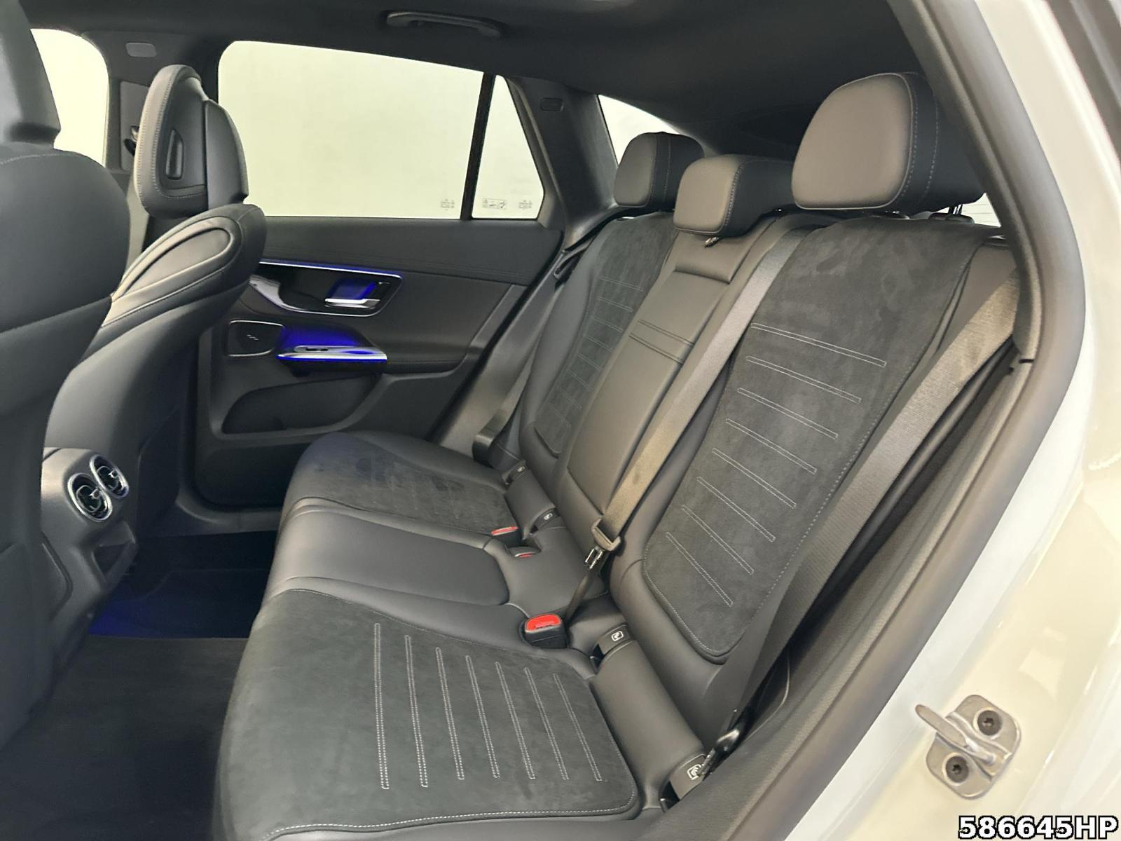 Fahrzeugabbildung Mercedes-Benz GLC 200 d 4MATIC +EDITION-AMG+DISTRONIC+360+PANO