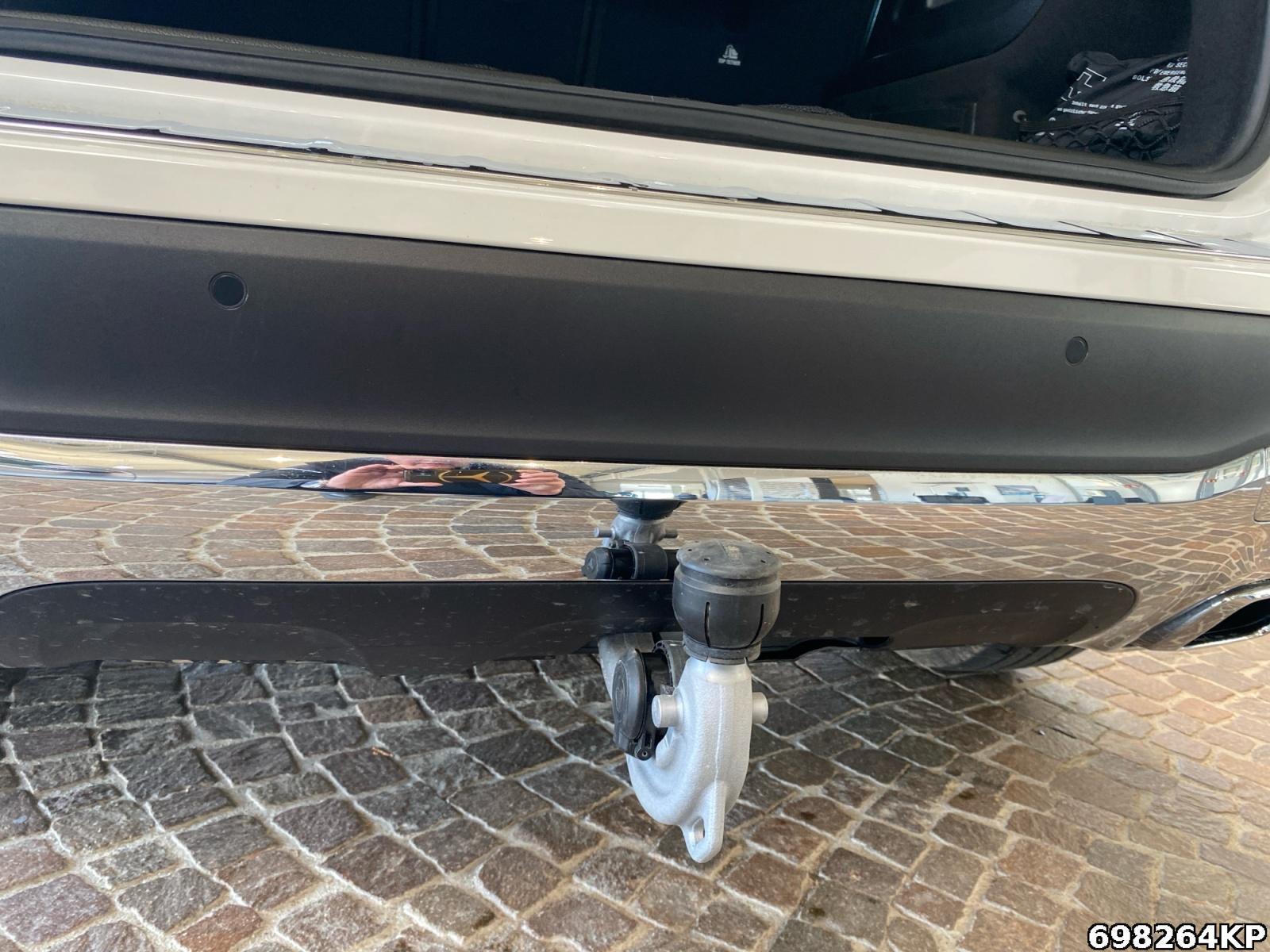 Fahrzeugabbildung Mercedes-Benz GLB 180 Progressive AHK Lenkradhzg Easypack