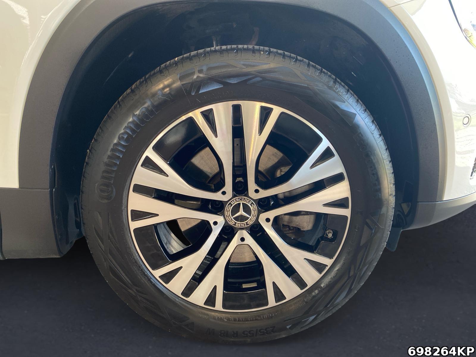 Fahrzeugabbildung Mercedes-Benz GLB 180 Progressive AHK Lenkradhzg Easypack