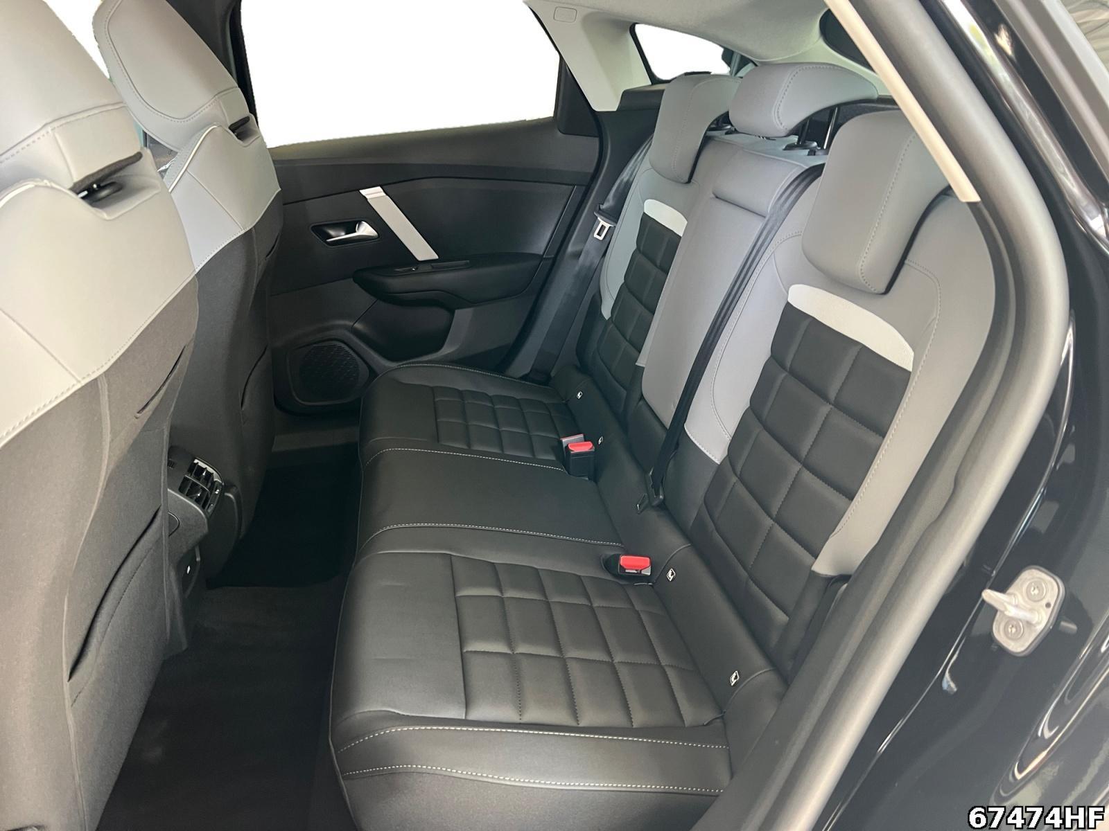 Fahrzeugabbildung Citroën C4 Max Hybrid 145
