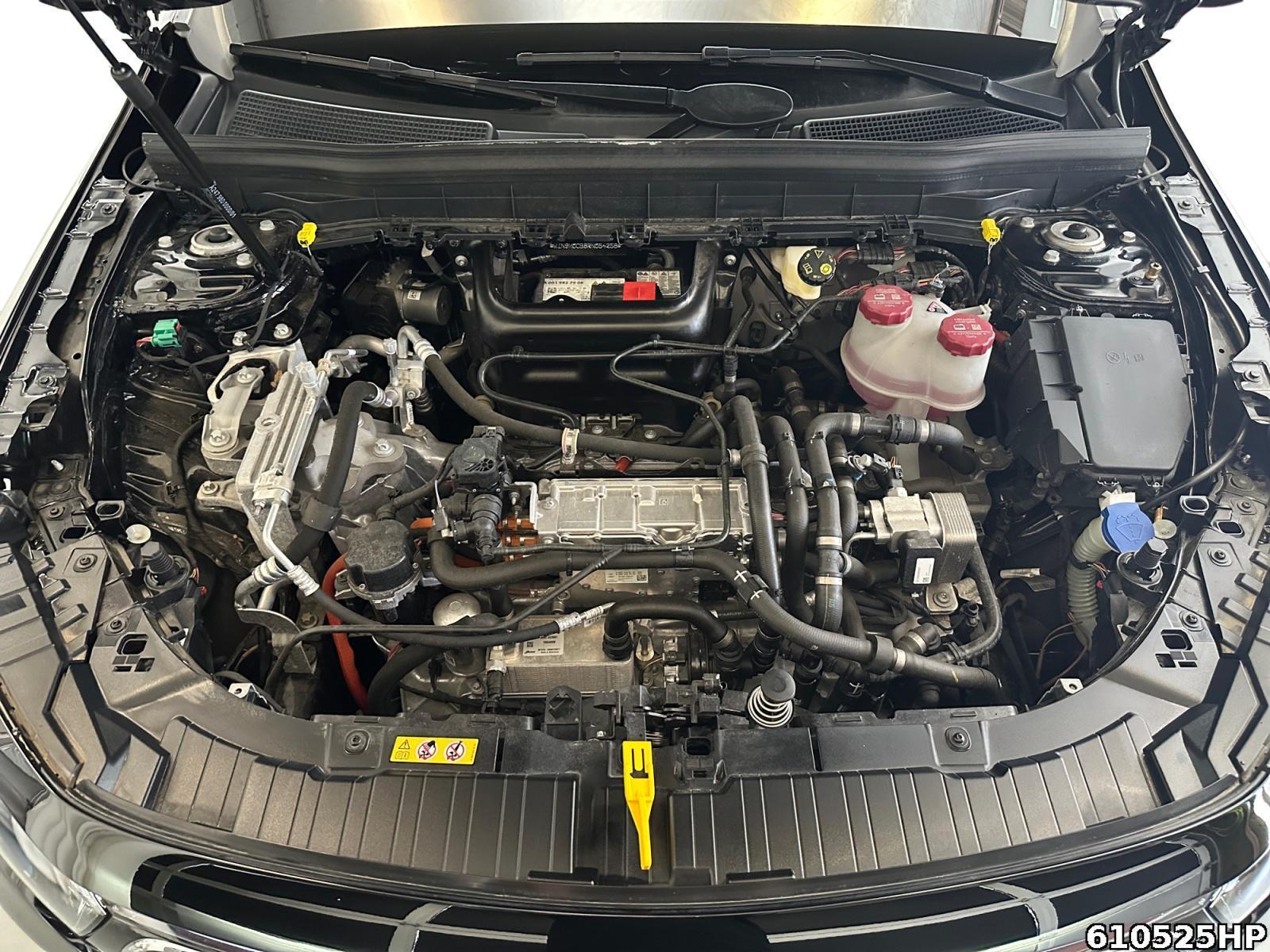 Fahrzeugabbildung Mercedes-Benz EQB Progressive Kamera Totwinkel Assi. HUD