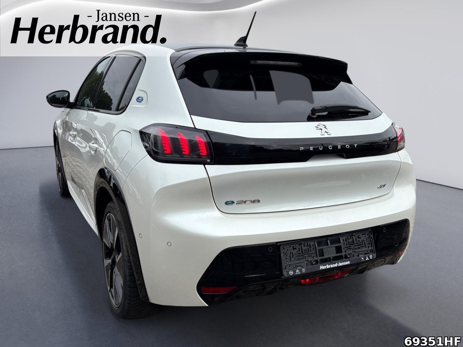 Fahrzeugabbildung Peugeot 208