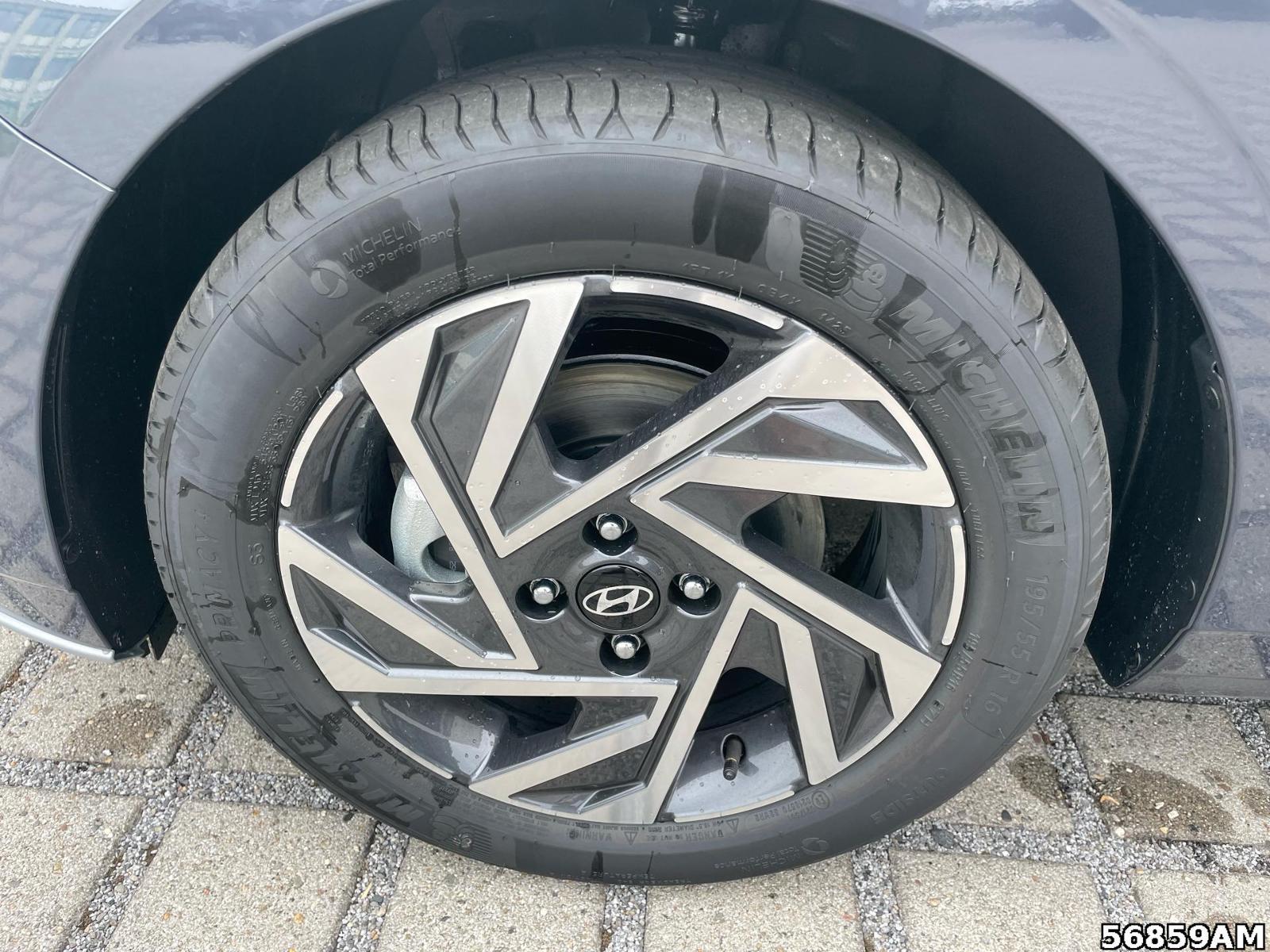 Fahrzeugabbildung Hyundai i20 Trend