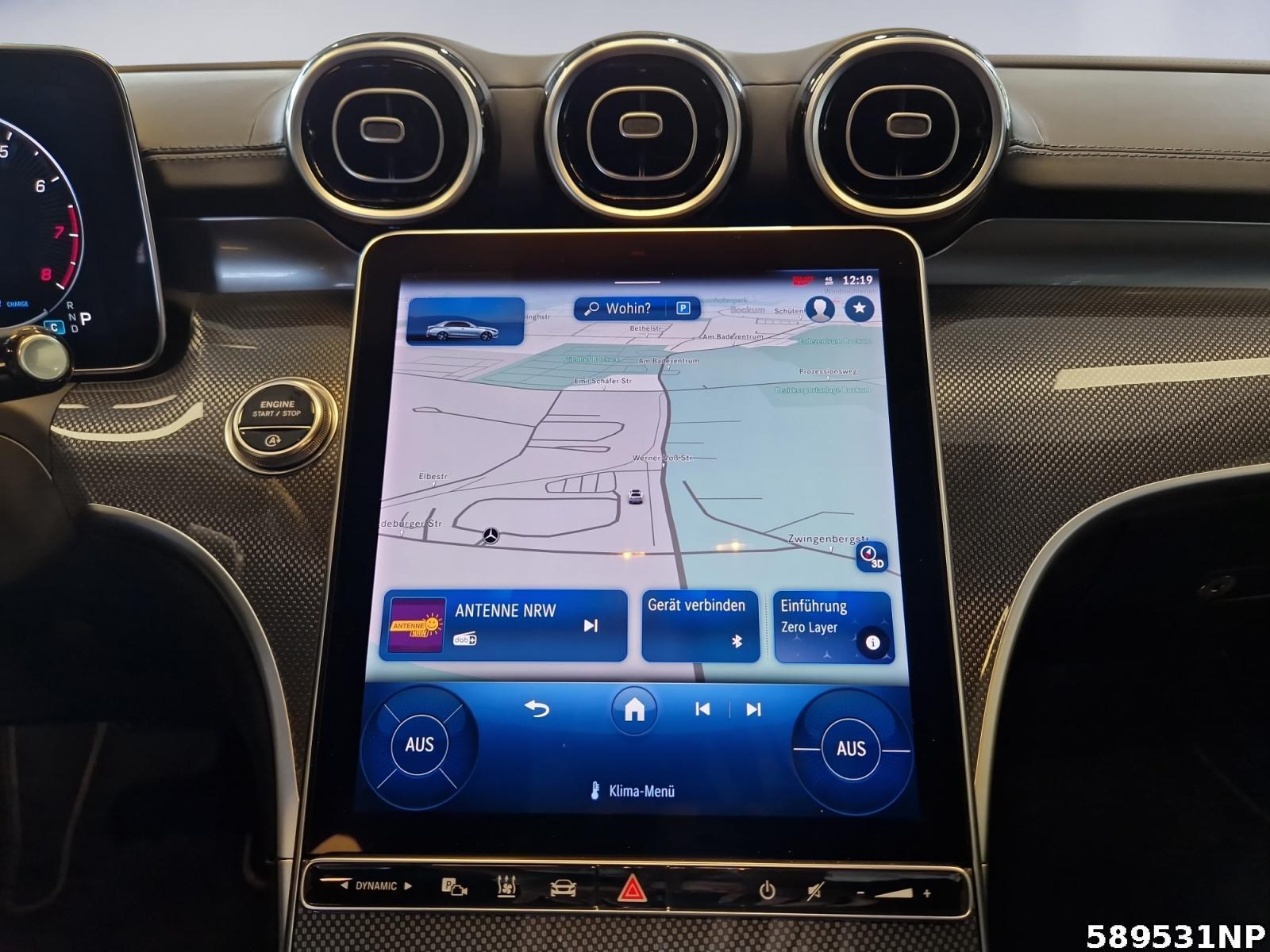 Fahrzeugabbildung Mercedes-Benz C 200 AMG AHK Sitzklima Distronic Standheizung