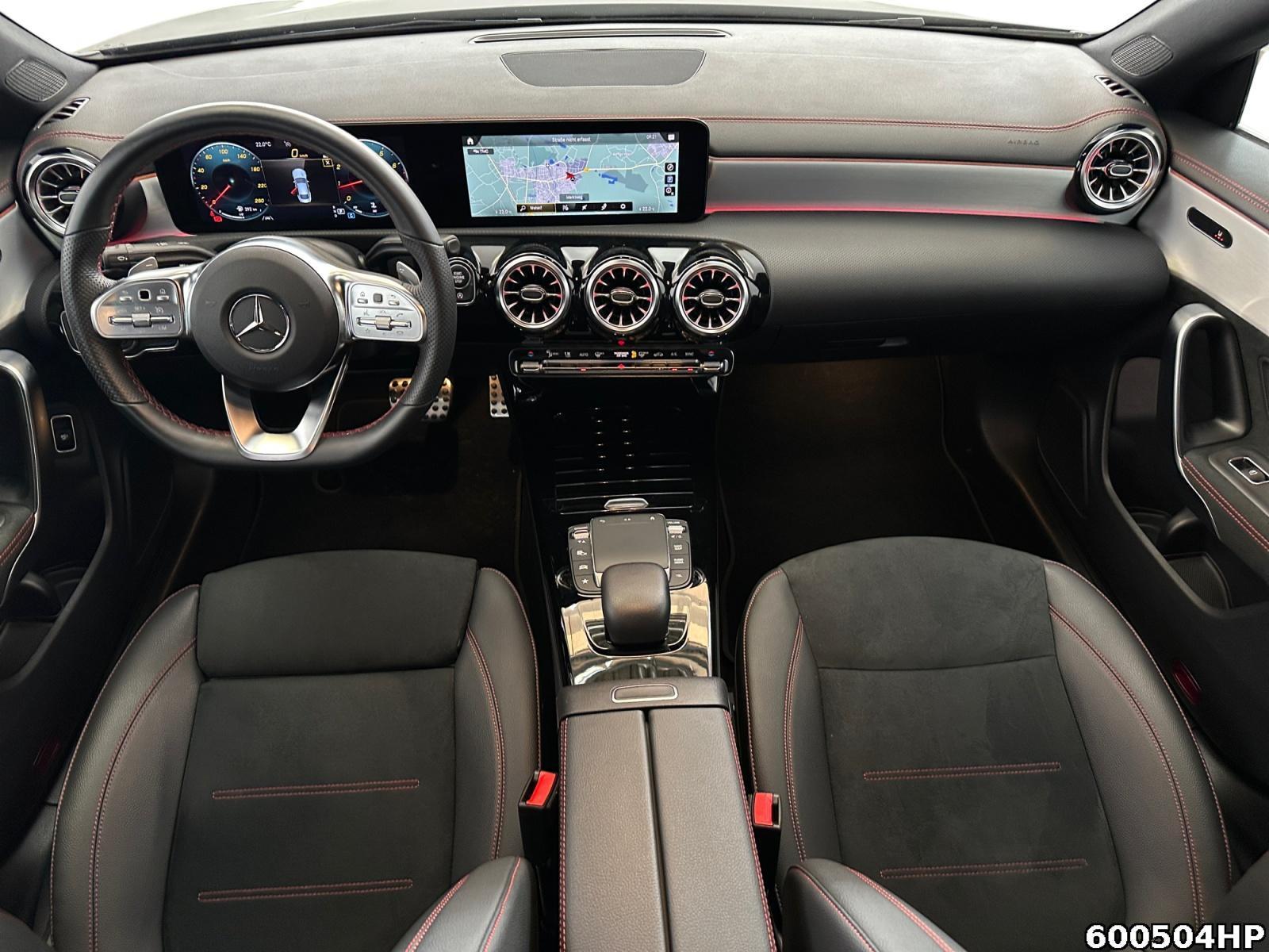 Fahrzeugabbildung Mercedes-Benz CLA 200 AMG