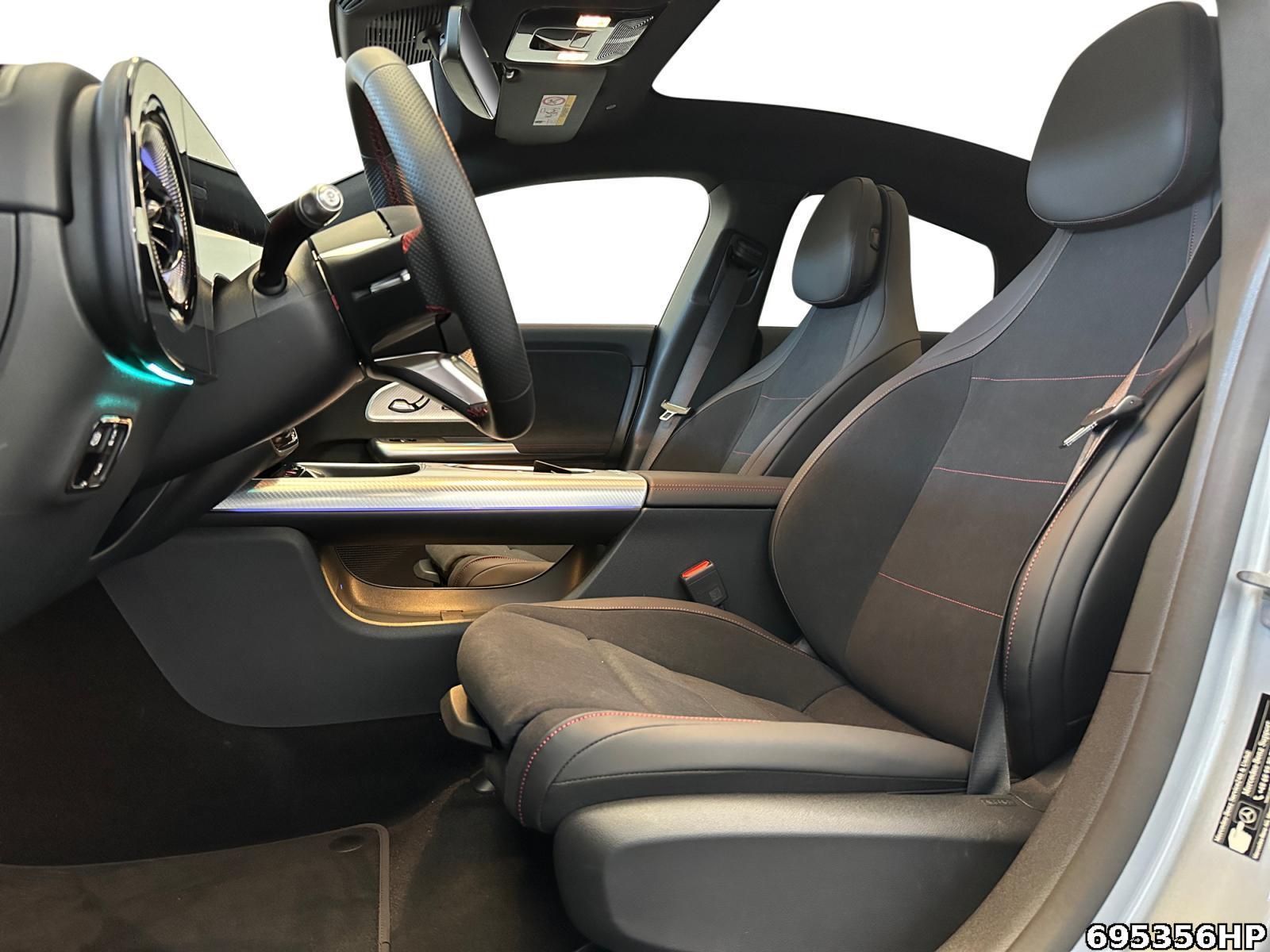 Fahrzeugabbildung Mercedes-Benz CLA 200 +AMG+SUPERSCREEN+NIGHT+MEMORY+PREMIUM++