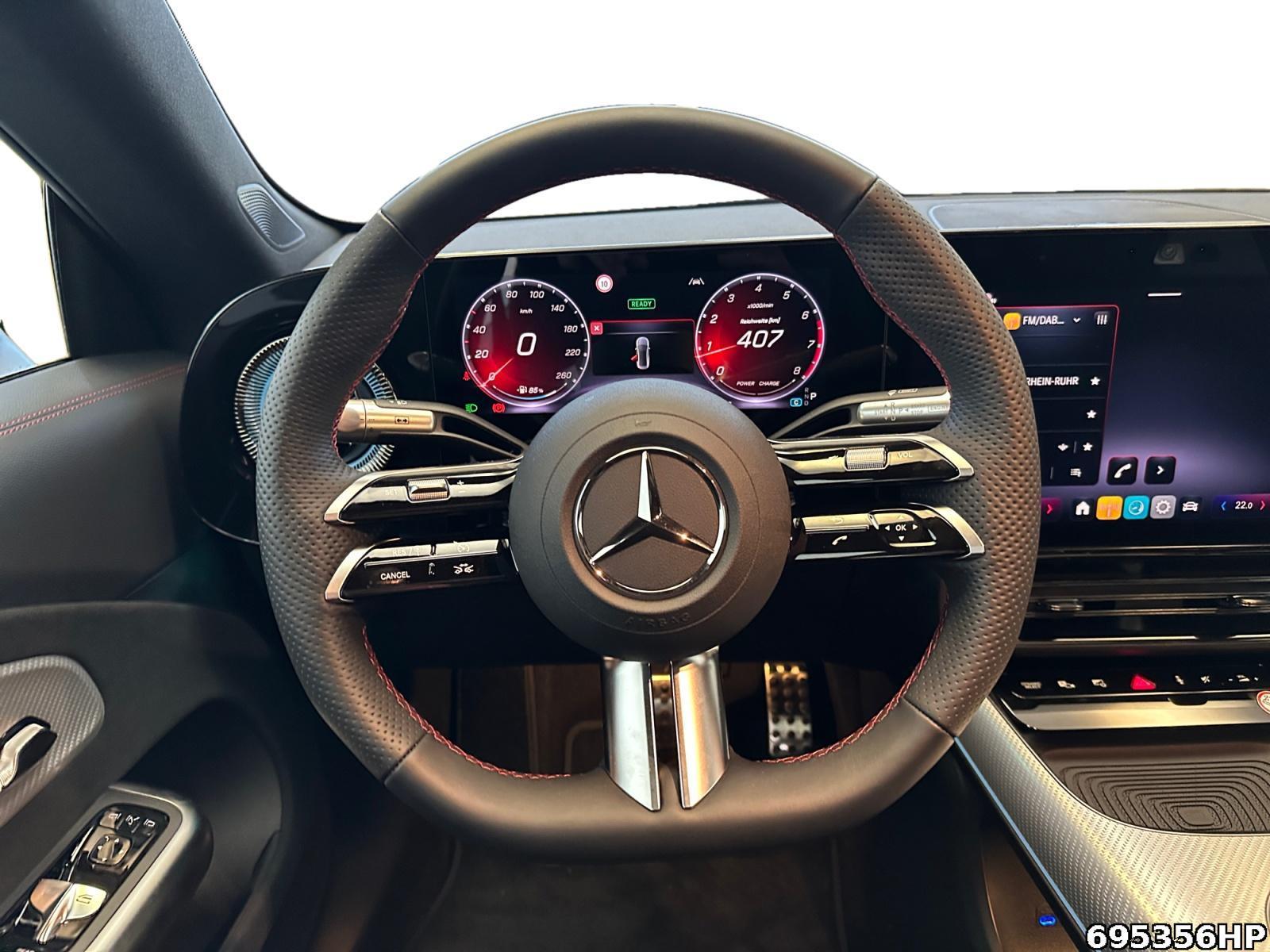 Fahrzeugabbildung Mercedes-Benz CLA 200 +AMG+SUPERSCREEN+NIGHT+MEMORY+PREMIUM++
