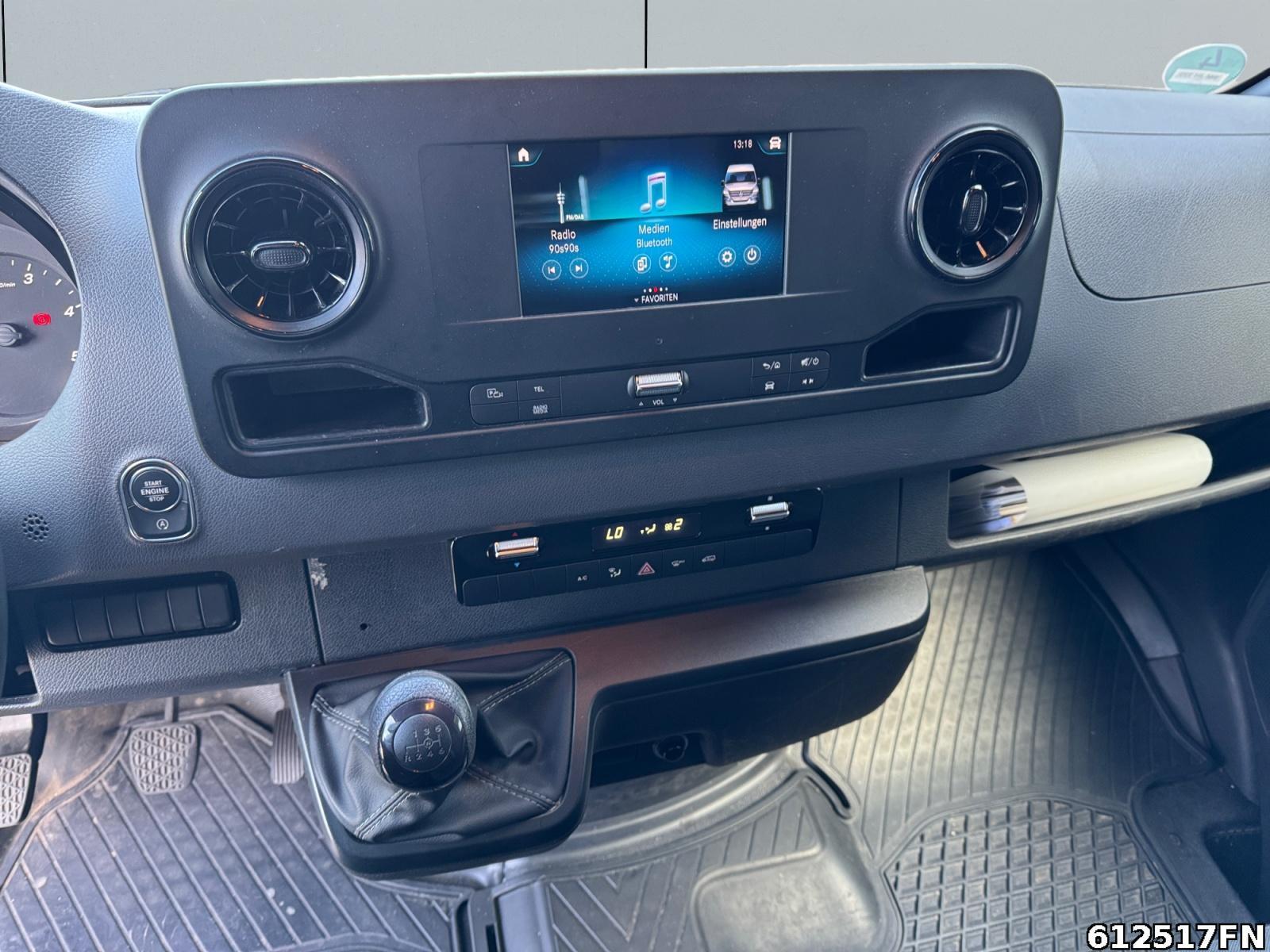 Fahrzeugabbildung Mercedes-Benz Sprinter 317 CDI Koffer *MAXI*LBW *Höhe 2,45 m