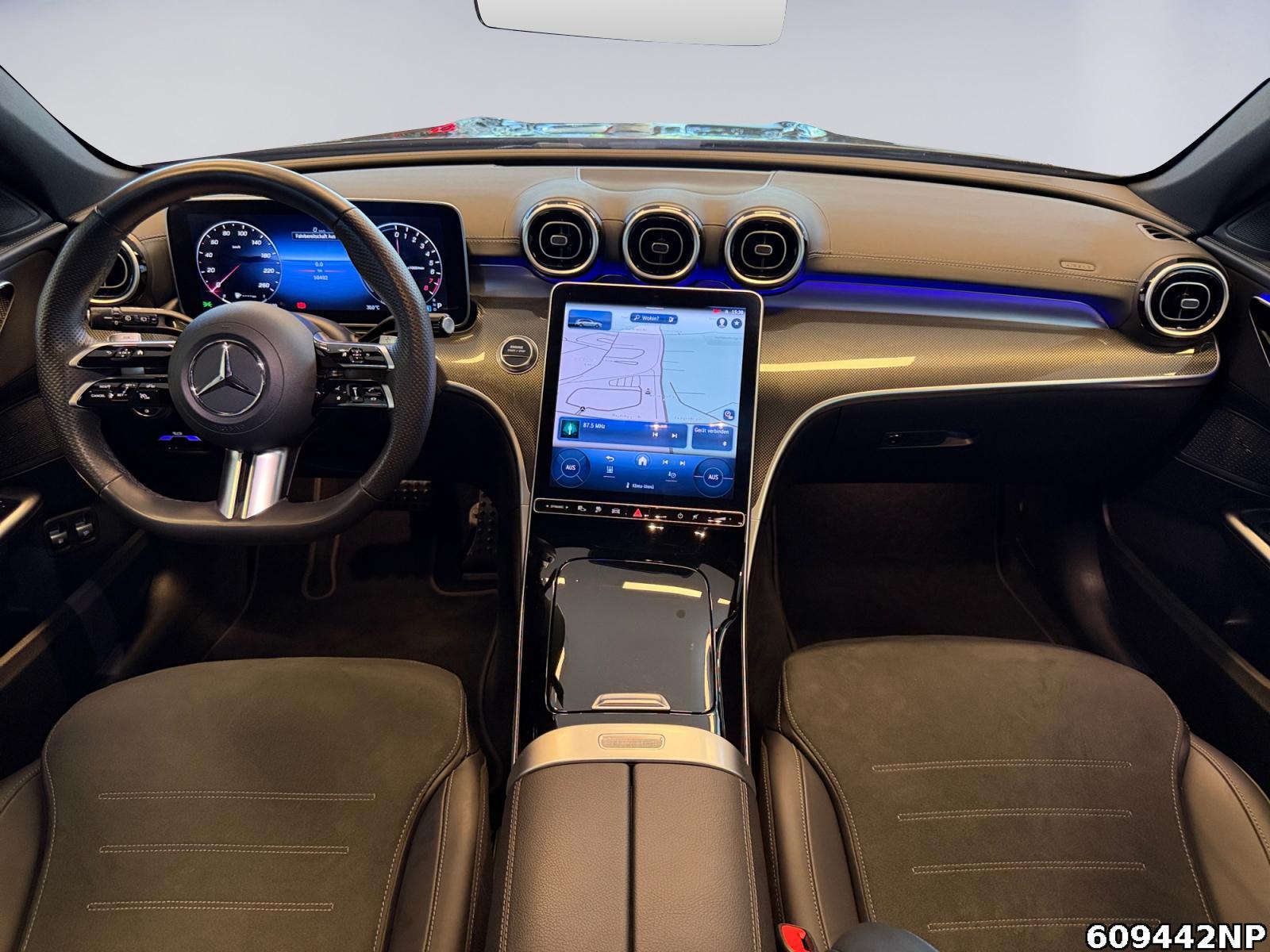Fahrzeugabbildung Mercedes-Benz C 300 e T AMG Line Digital Distronic Carplay 18