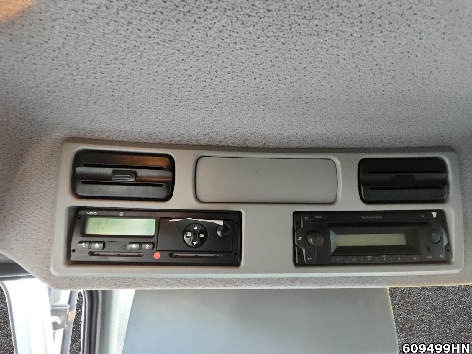 Fahrzeugabbildung Mercedes-Benz ATEGO 816 Koffer/LBW*7m* Tüv 12/26