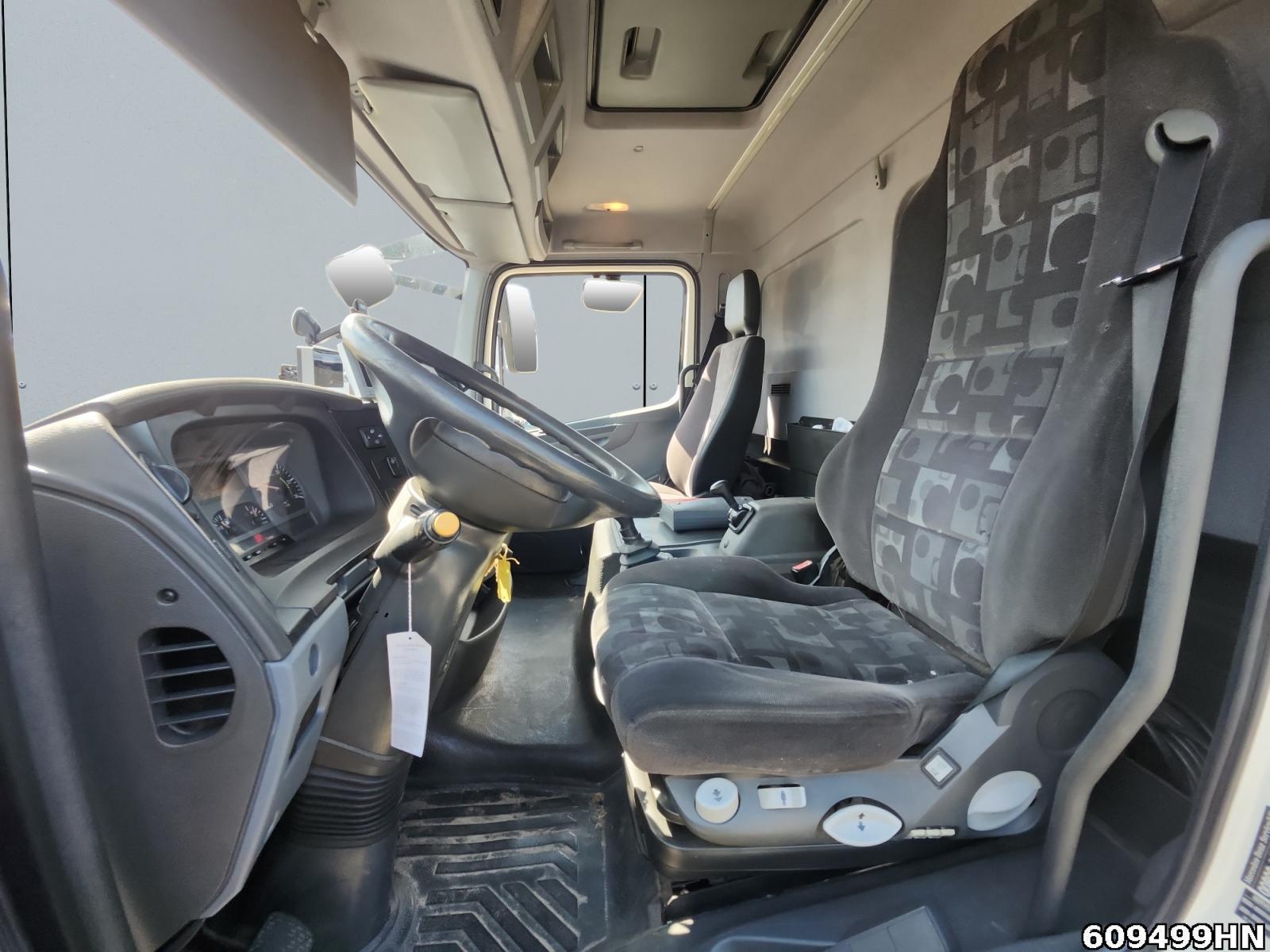 Fahrzeugabbildung Mercedes-Benz ATEGO 816 Koffer/LBW*7m* Tüv 12/26