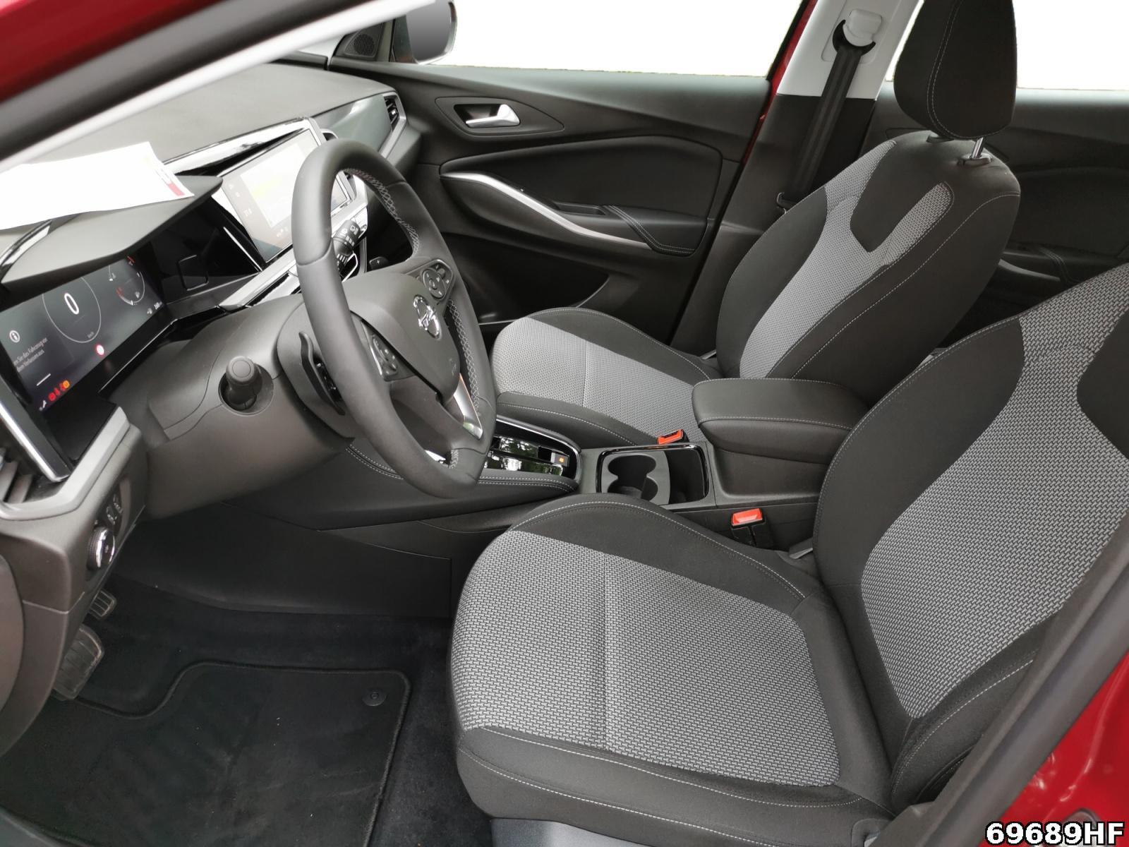 Fahrzeugabbildung Opel Grandland X (X) 1.2 Turbo Enjoy At Nav DAB ACC PDC