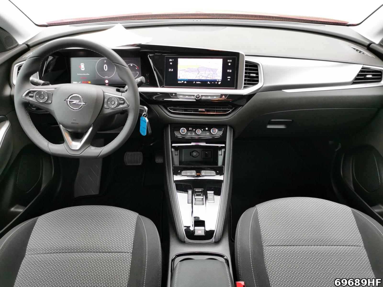 Fahrzeugabbildung Opel Grandland X (X) 1.2 Turbo Enjoy At Nav DAB ACC PDC