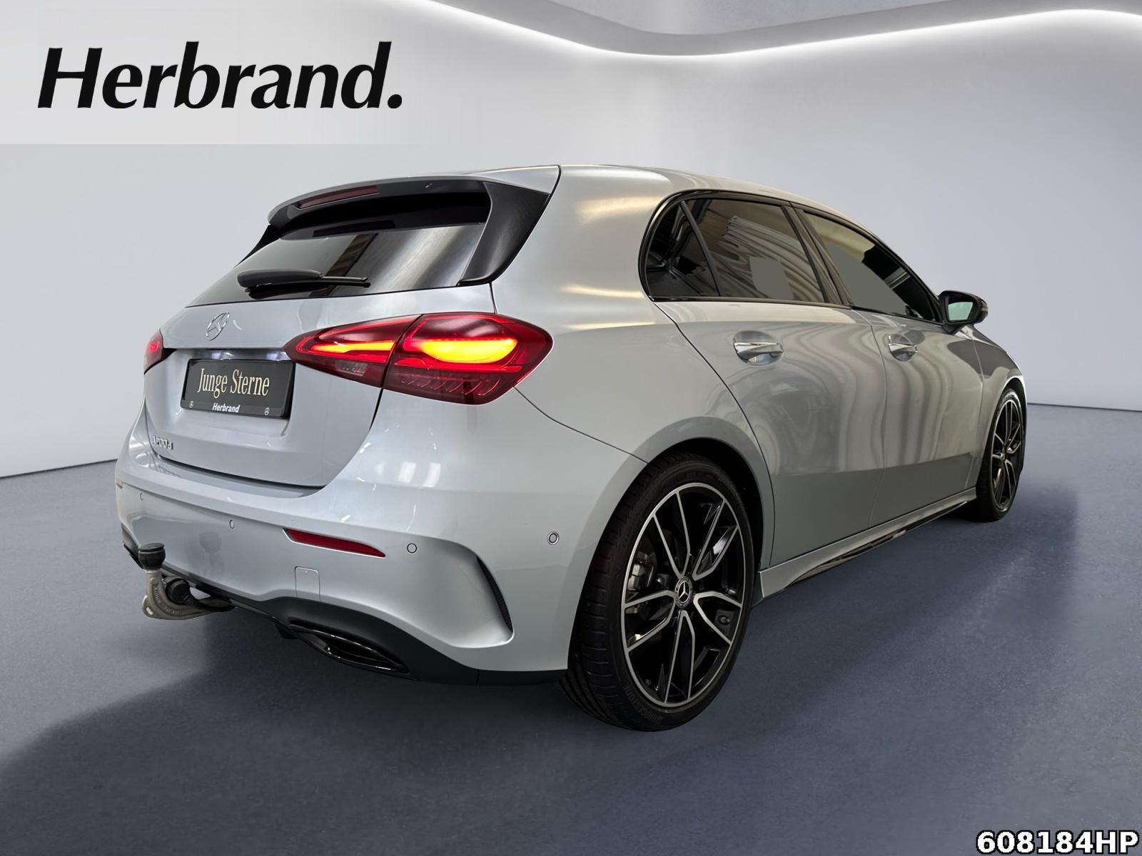 Fahrzeugabbildung Mercedes-Benz A 200 d AMG DISTRONIC AHK Night 19