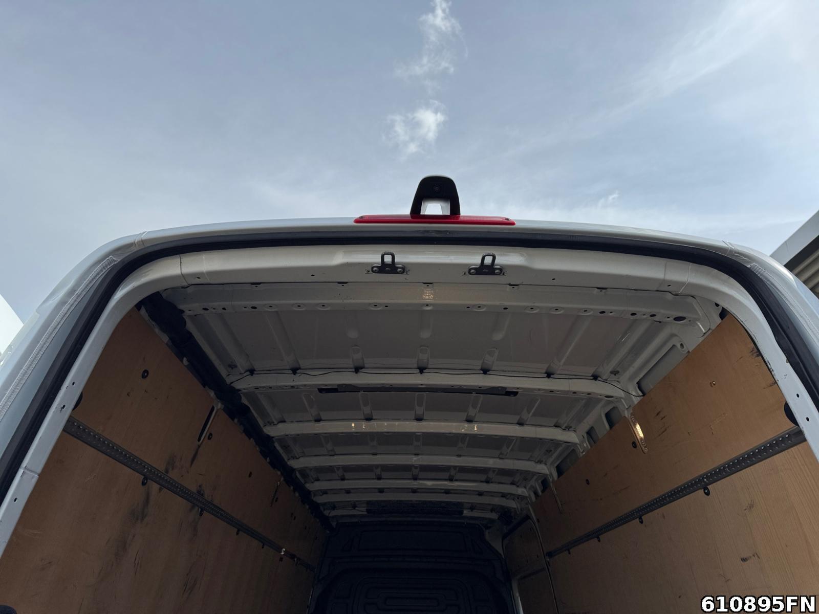 Fahrzeugabbildung Mercedes-Benz Sprinter 317 CDI Kasten *Maxi*L3H2*MBUX*DAB