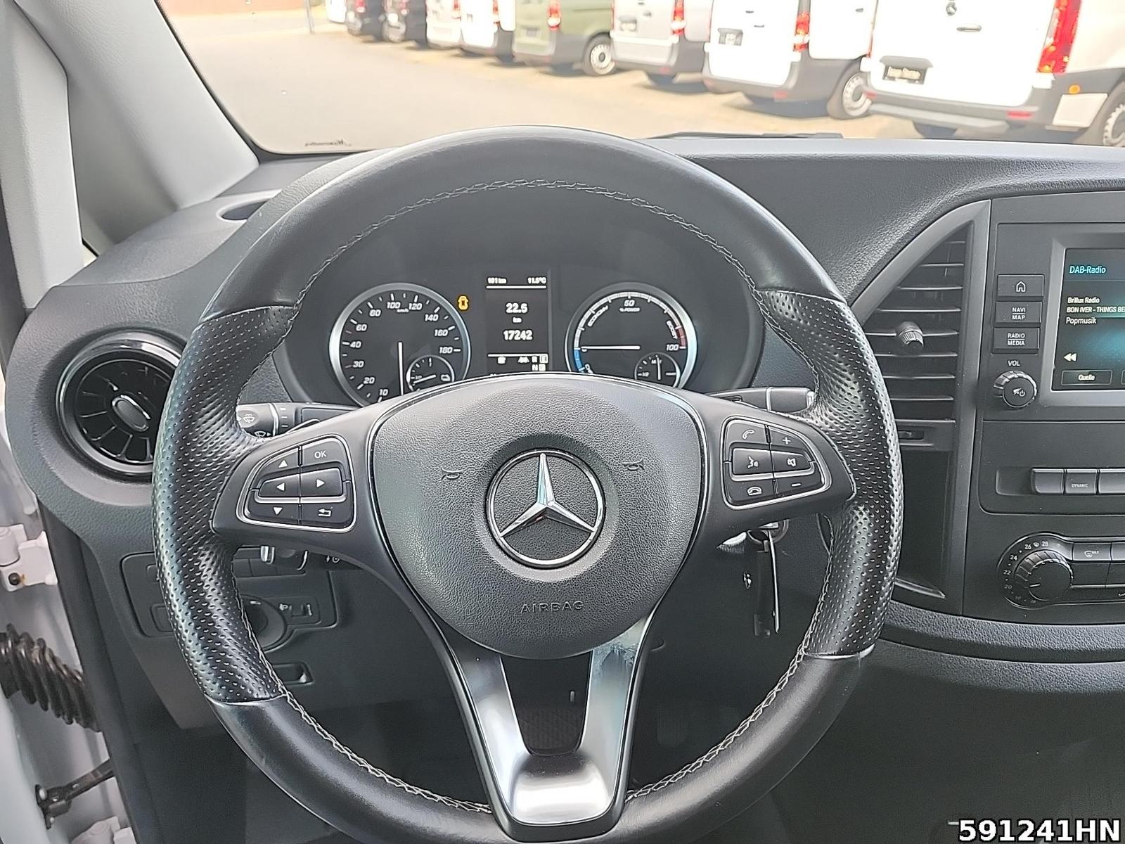 Fahrzeugabbildung Mercedes-Benz eVito 112 Kasten Lang