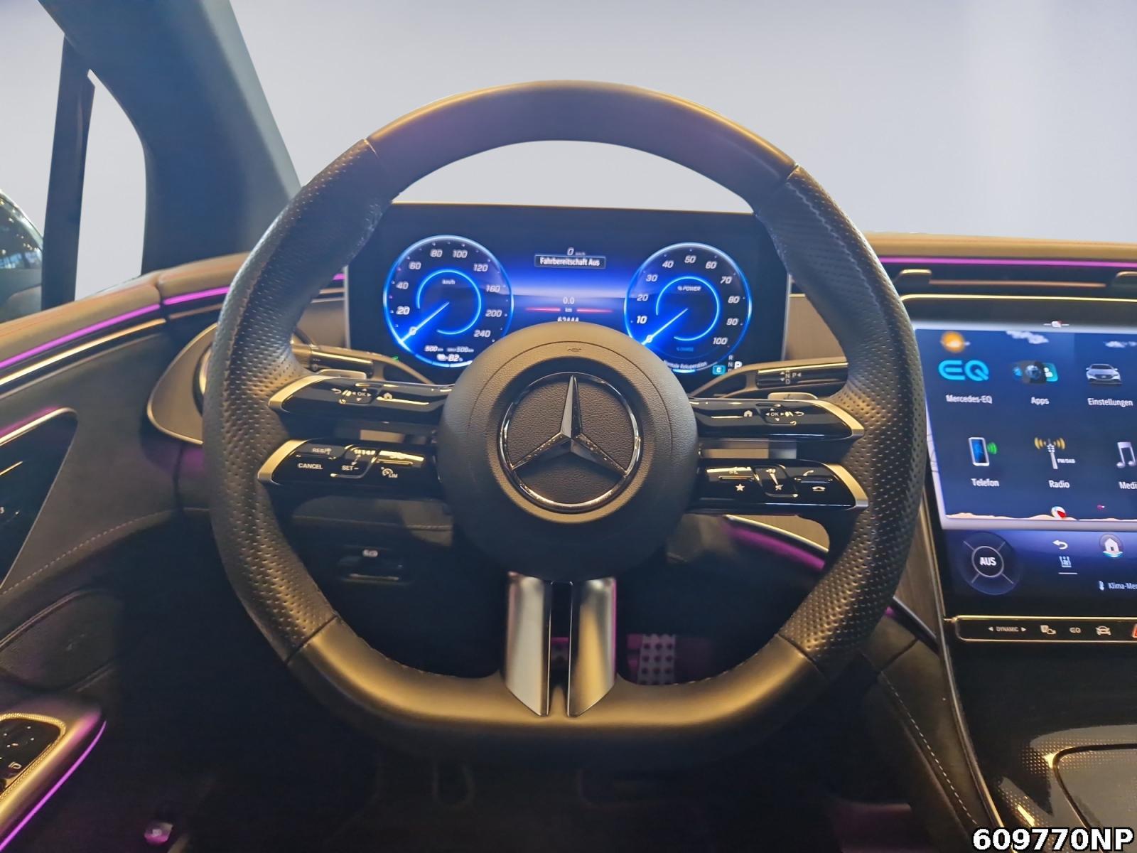Fahrzeugabbildung Mercedes-Benz EQE AMG Night AHK Memory CarPlay Keyless 19