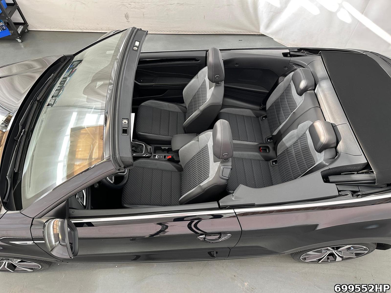 Fahrzeugabbildung Volkswagen T-Roc Cabriolet 1.5 TSI R-Line Rückfahrkam. 19