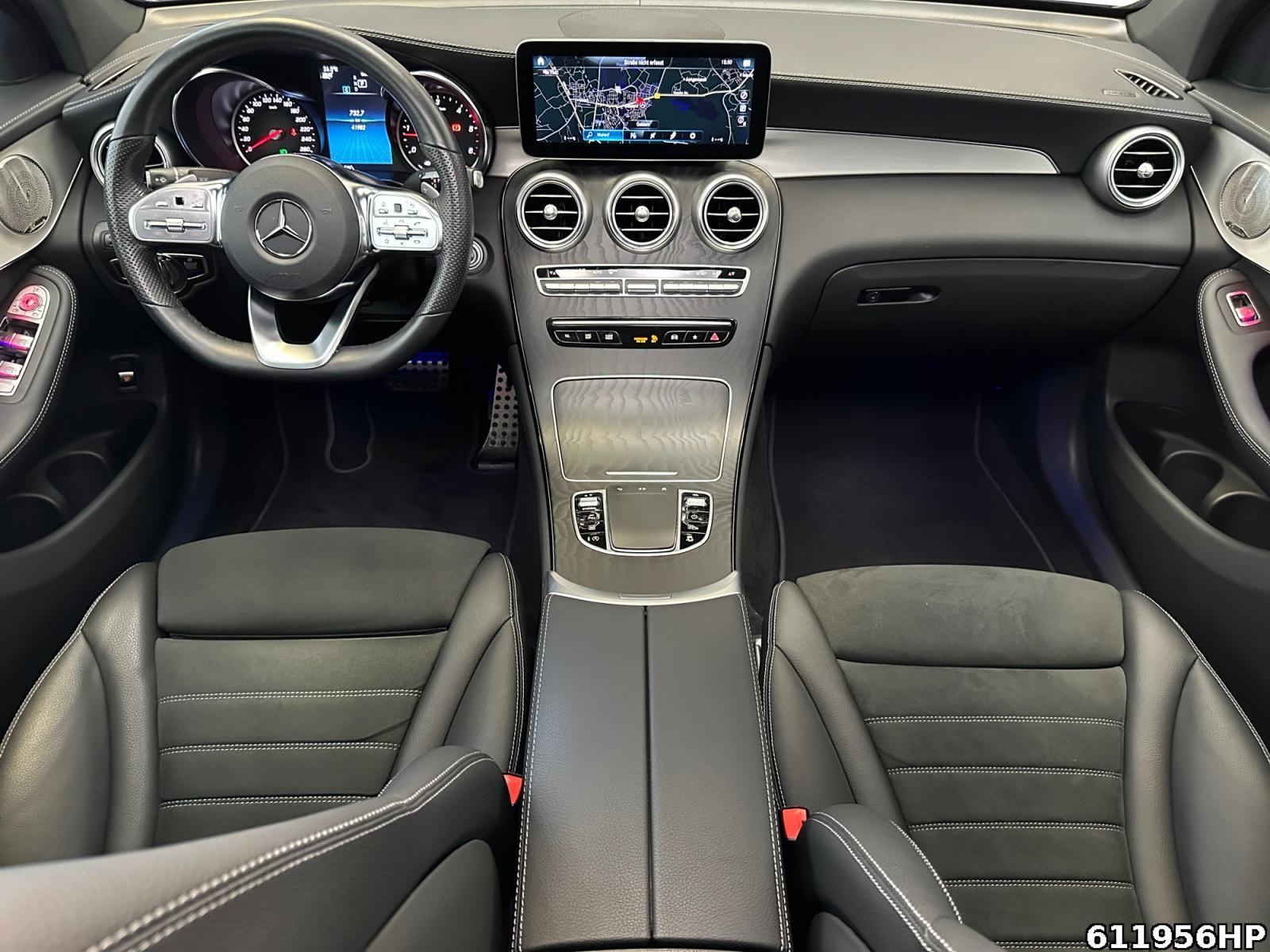 Fahrzeugabbildung Mercedes-Benz GLC 300 d 4M Coupé AMG AHK Schiebedach Burmester
