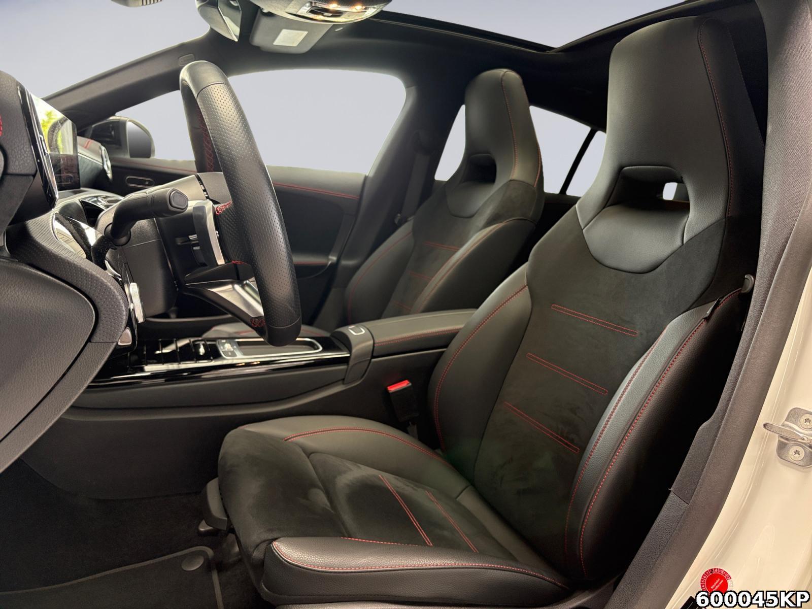 Fahrzeugabbildung Mercedes-Benz CLA 200 Shooting Brake AMG Line