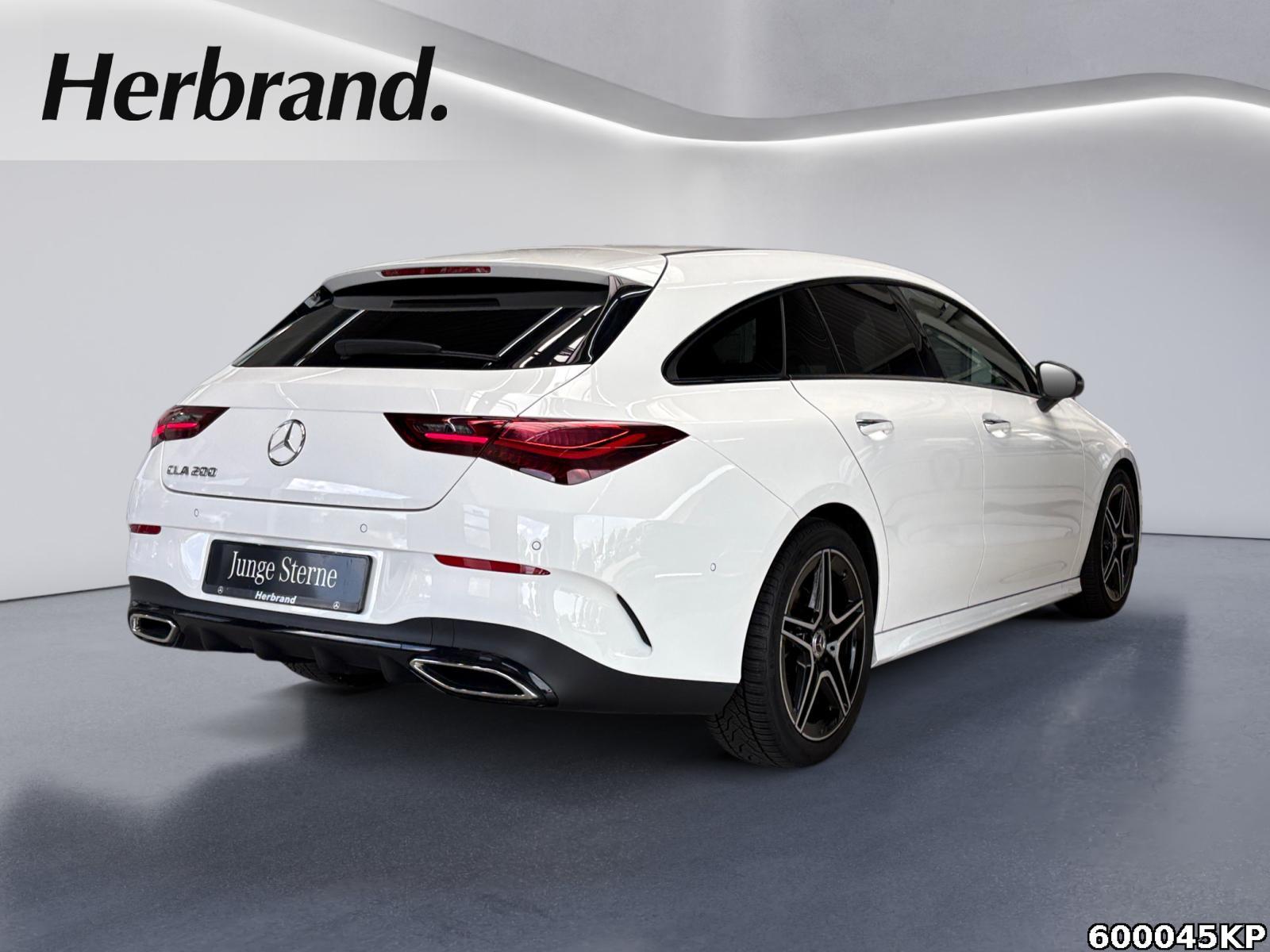 Fahrzeugabbildung Mercedes-Benz CLA 200 Shooting Brake AMG Line