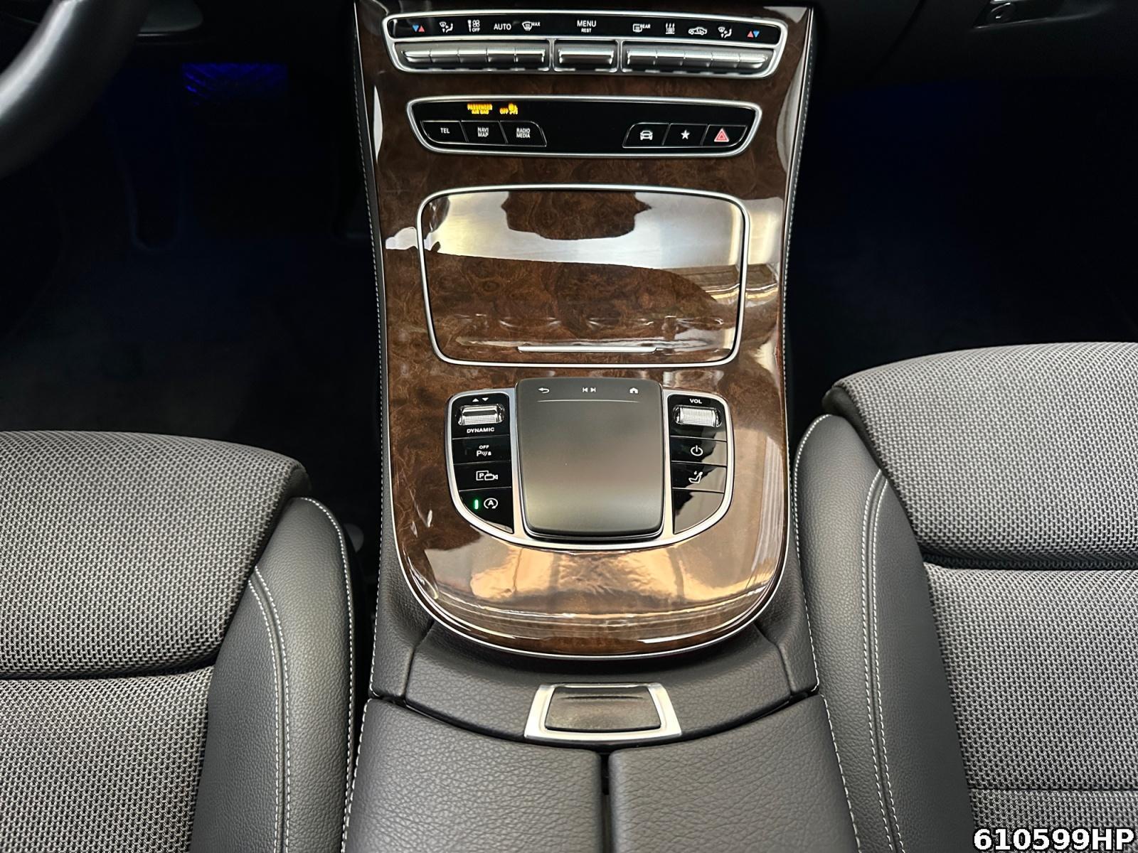 Fahrzeugabbildung Mercedes-Benz E 200 T d Avantgarde Multibeam Burmester Distro